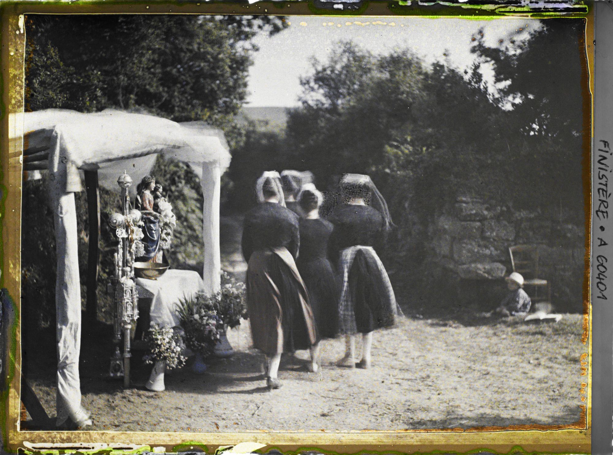Image représentant Le reposoir de Notre-Dame de Kergoat sur le parcours de la Grande Troménie