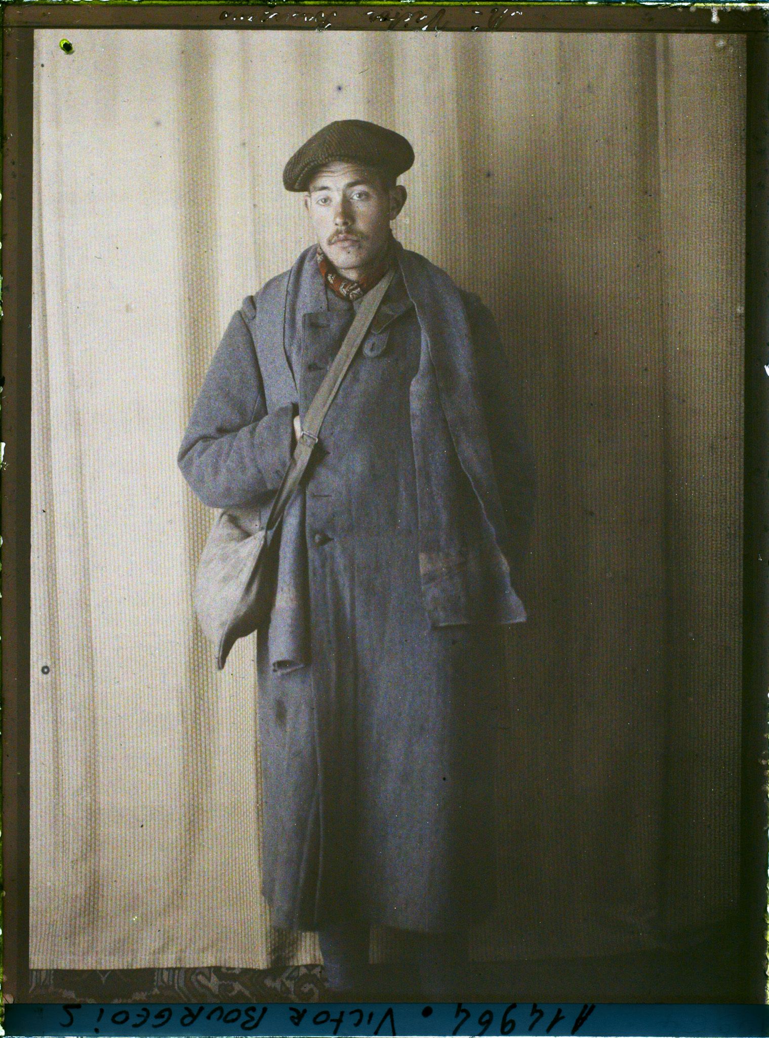 Image représentant Monsieur  https://musee-albert-kahn.s-museum.fr/home/NWQ2OTAwYzNmYjZlZTk1ZWQwODJmMjY4L2dlbmVyaWMtbm90aWNlLXRhYi9hdXRob3JpdHkvNjE3YTc5ZjVjZjhiODk2OGIzMzM3ZDIx/5d6900c3fb6ee95ed082f268/generic-notice-tab/authority/617a79ebcf8b8968b3336963 Victor Bourgeois