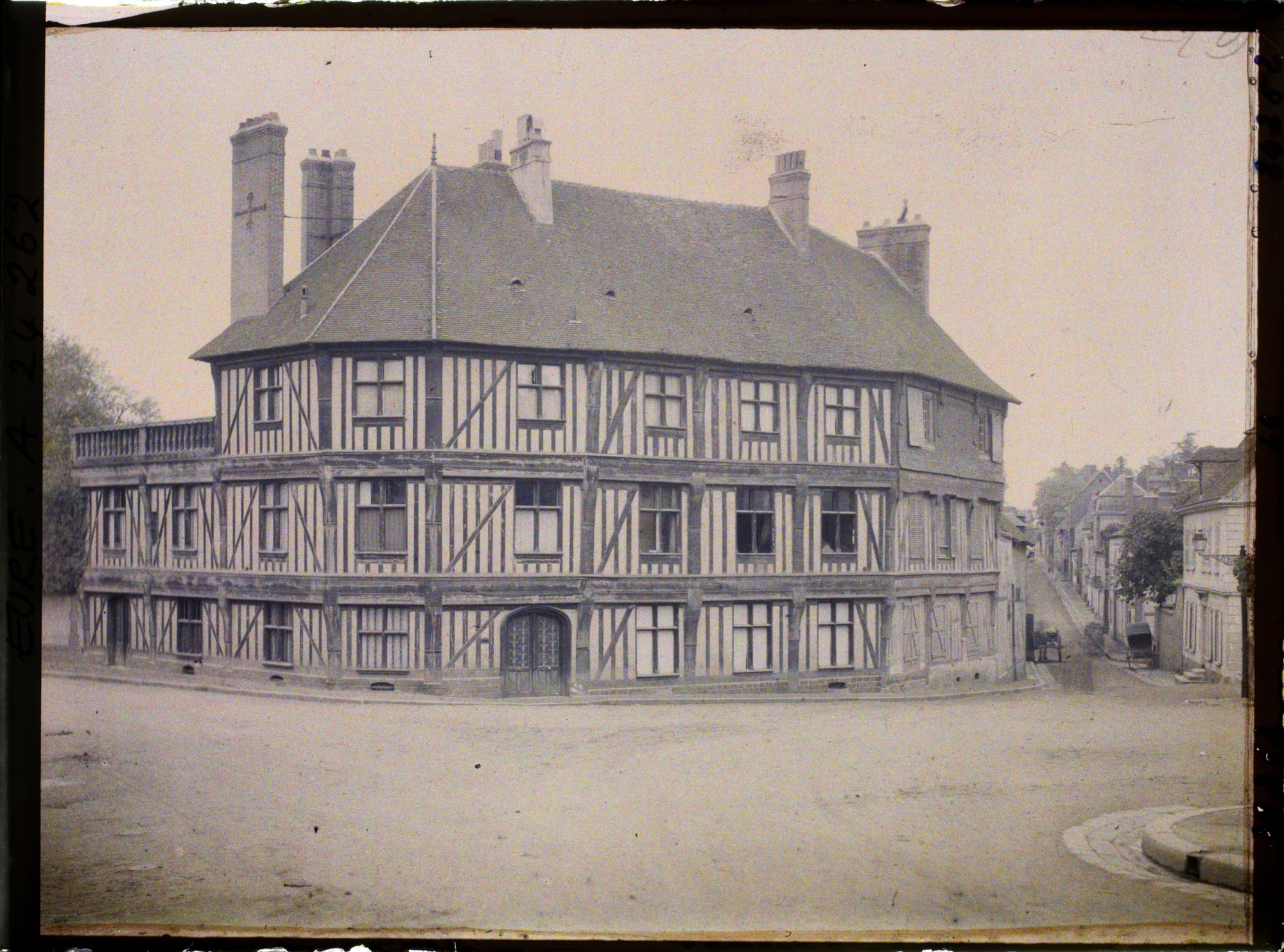 Image représentant Vieille maison place Thiers