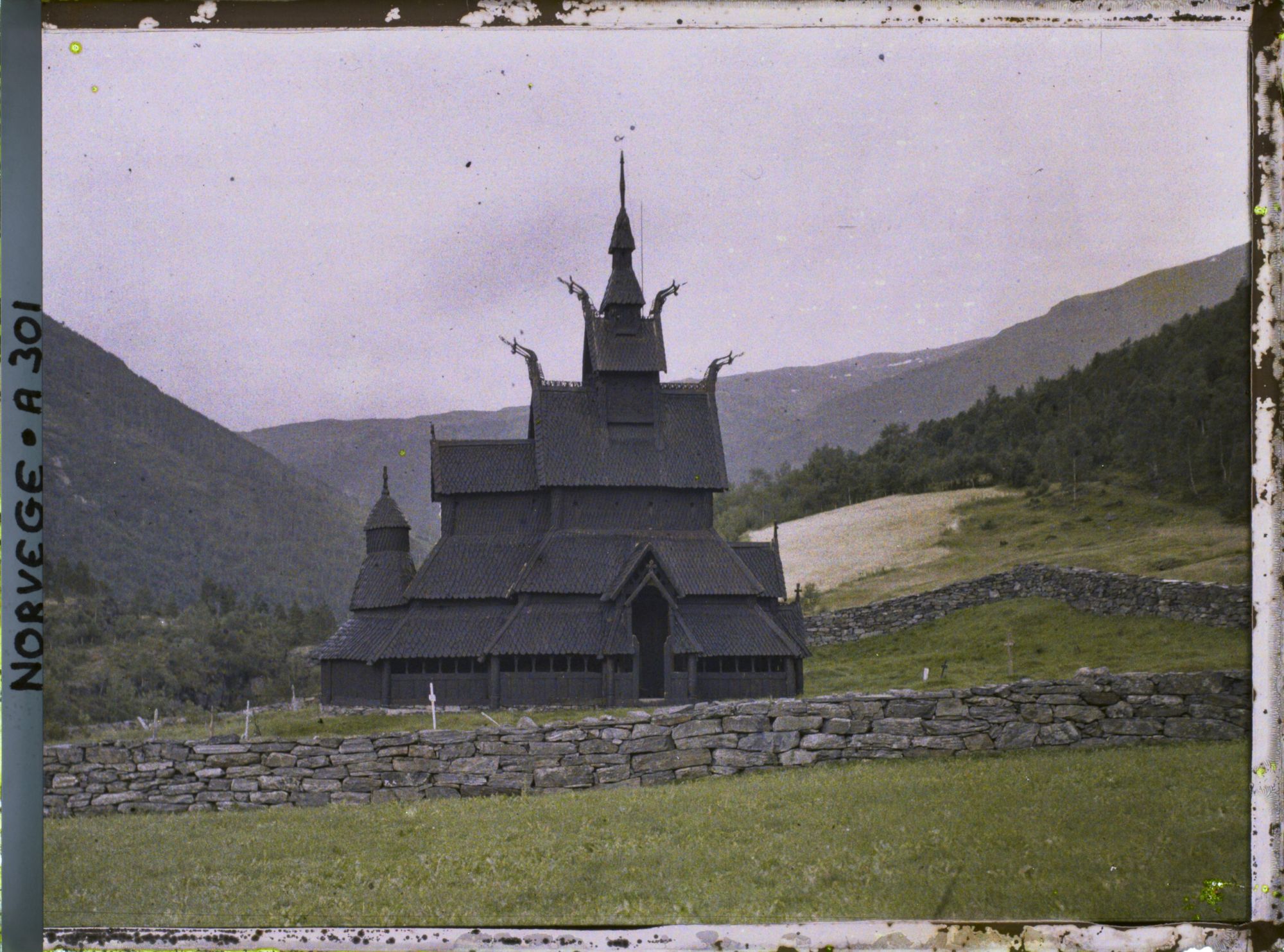 Image représentant L'église