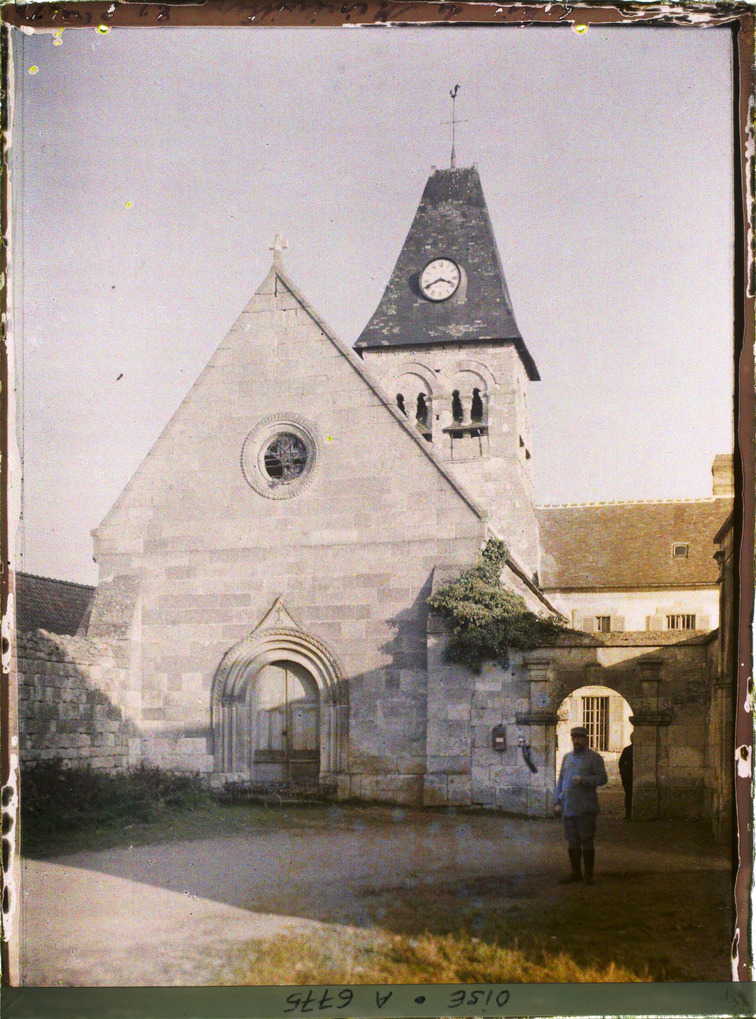 Image représentant L'église