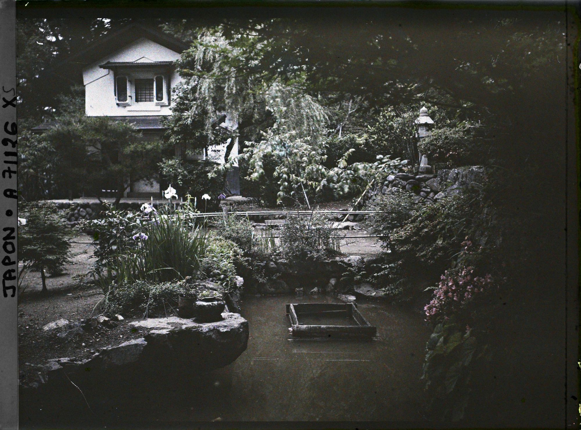 Image représentant Le temple Kaizen-ji : l'entrepôt (kura)