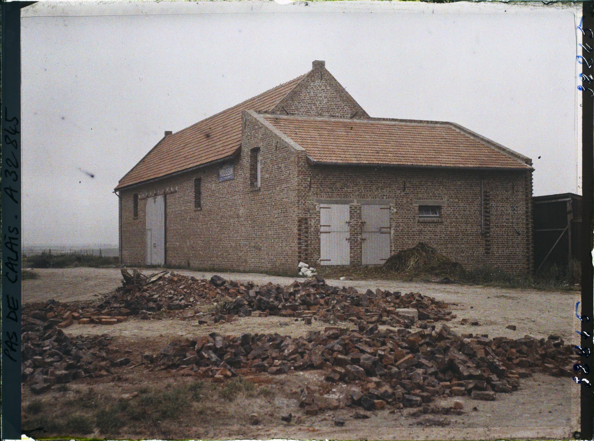Image représentant France, Ecury, Ferme reconstruite