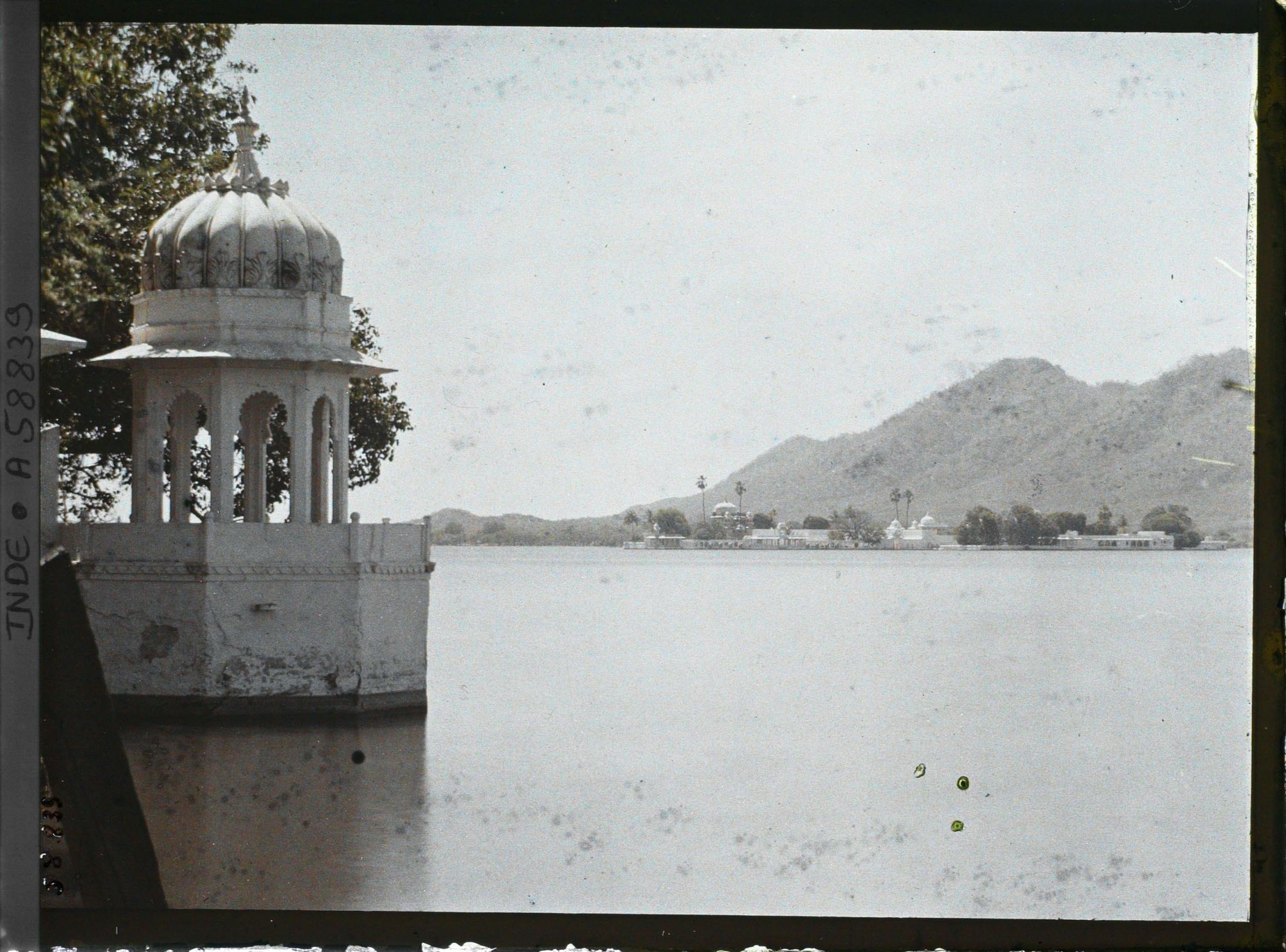 Image représentant Panorama vers le petit palais et le palais d'été