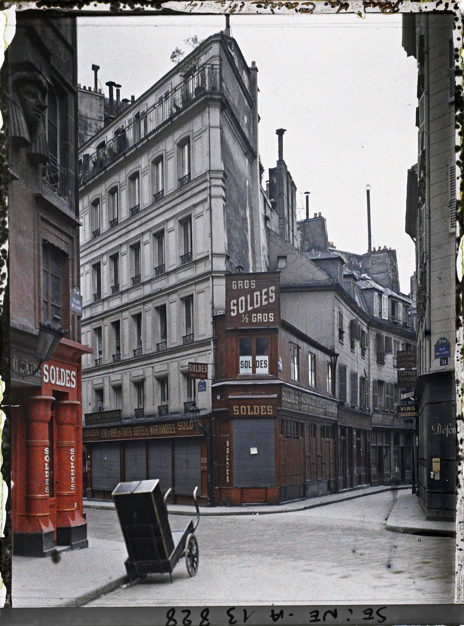 Image représentant La place du Caire, la rue du Caire et la rue des Forges