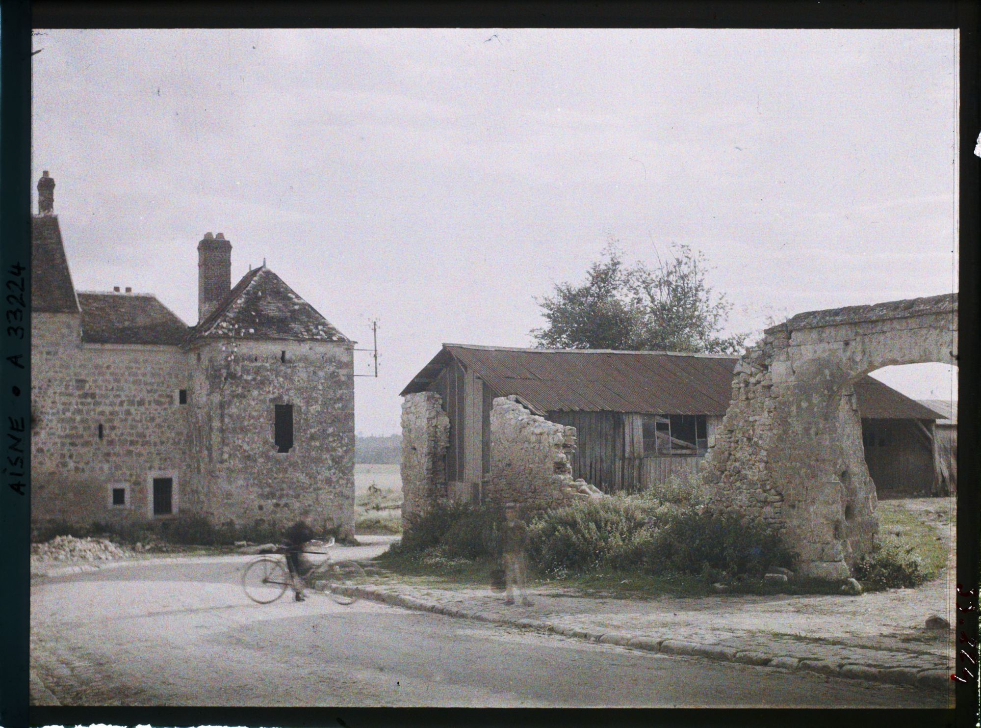 Image représentant France, Faverolles, Entrée de Faverolles