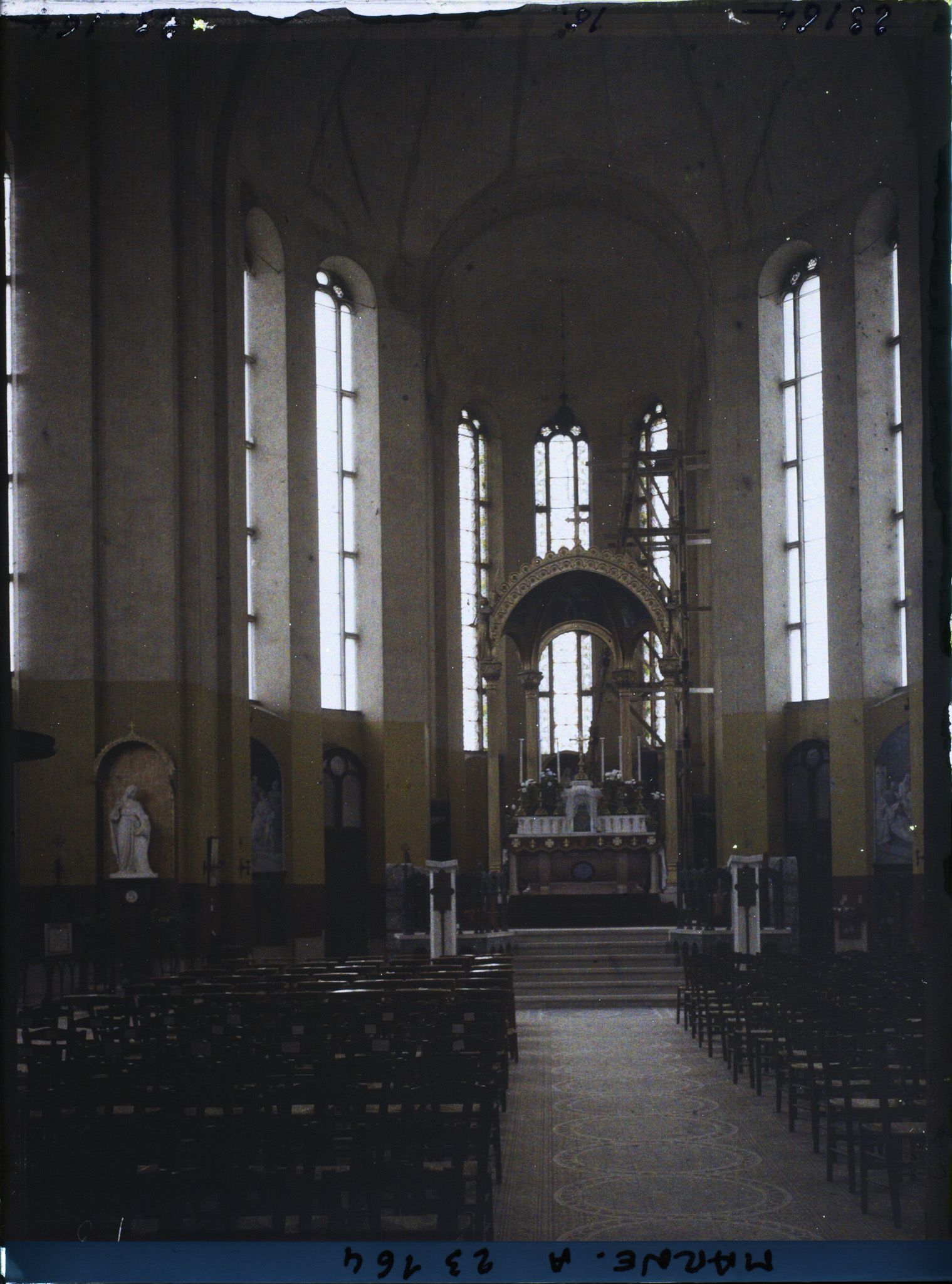 Image représentant Intérieur de la basilique Sainte Clotilde