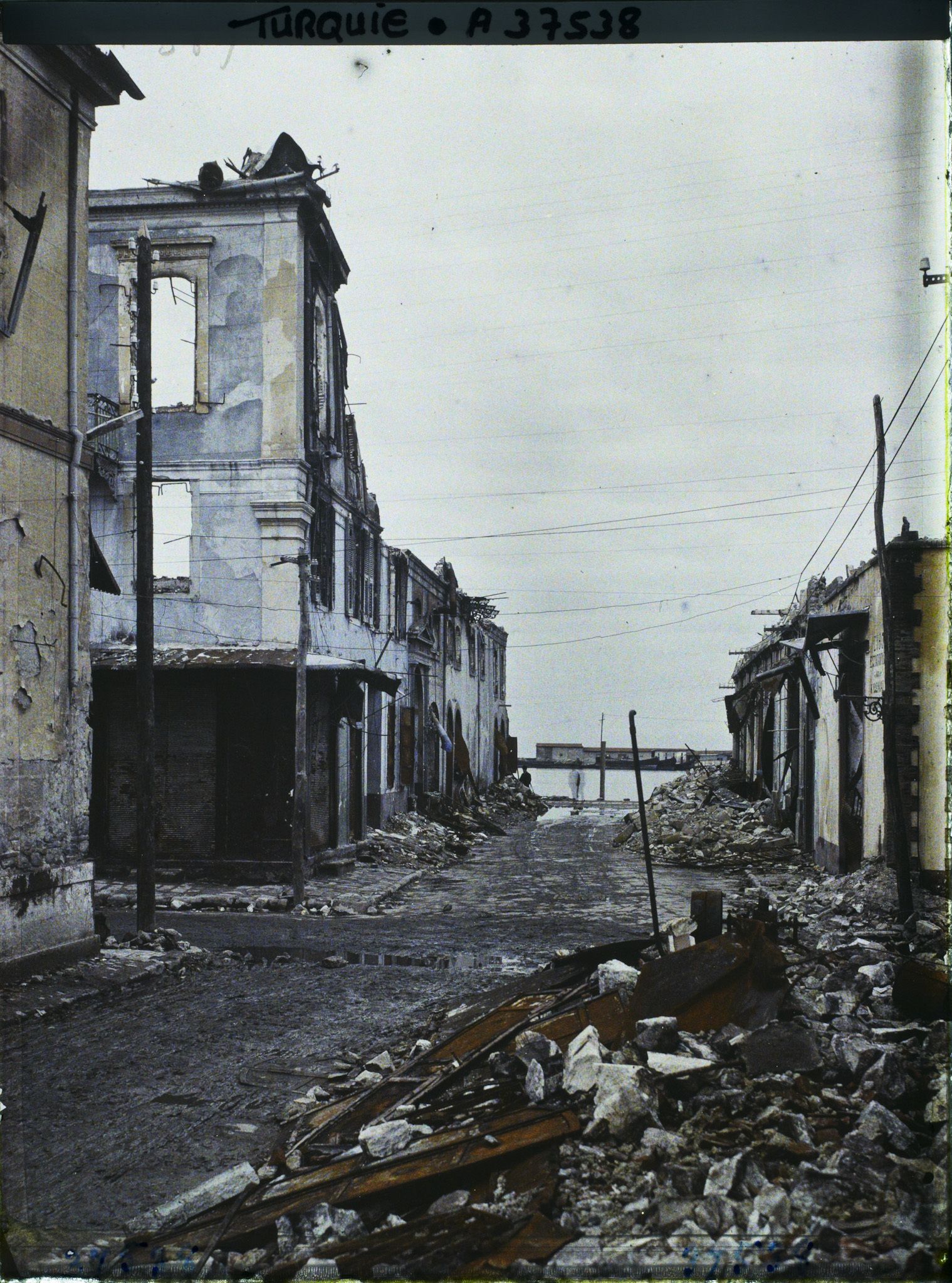 Image représentant Turquie, Smyrne, Un aspect de la Rue Parallèle