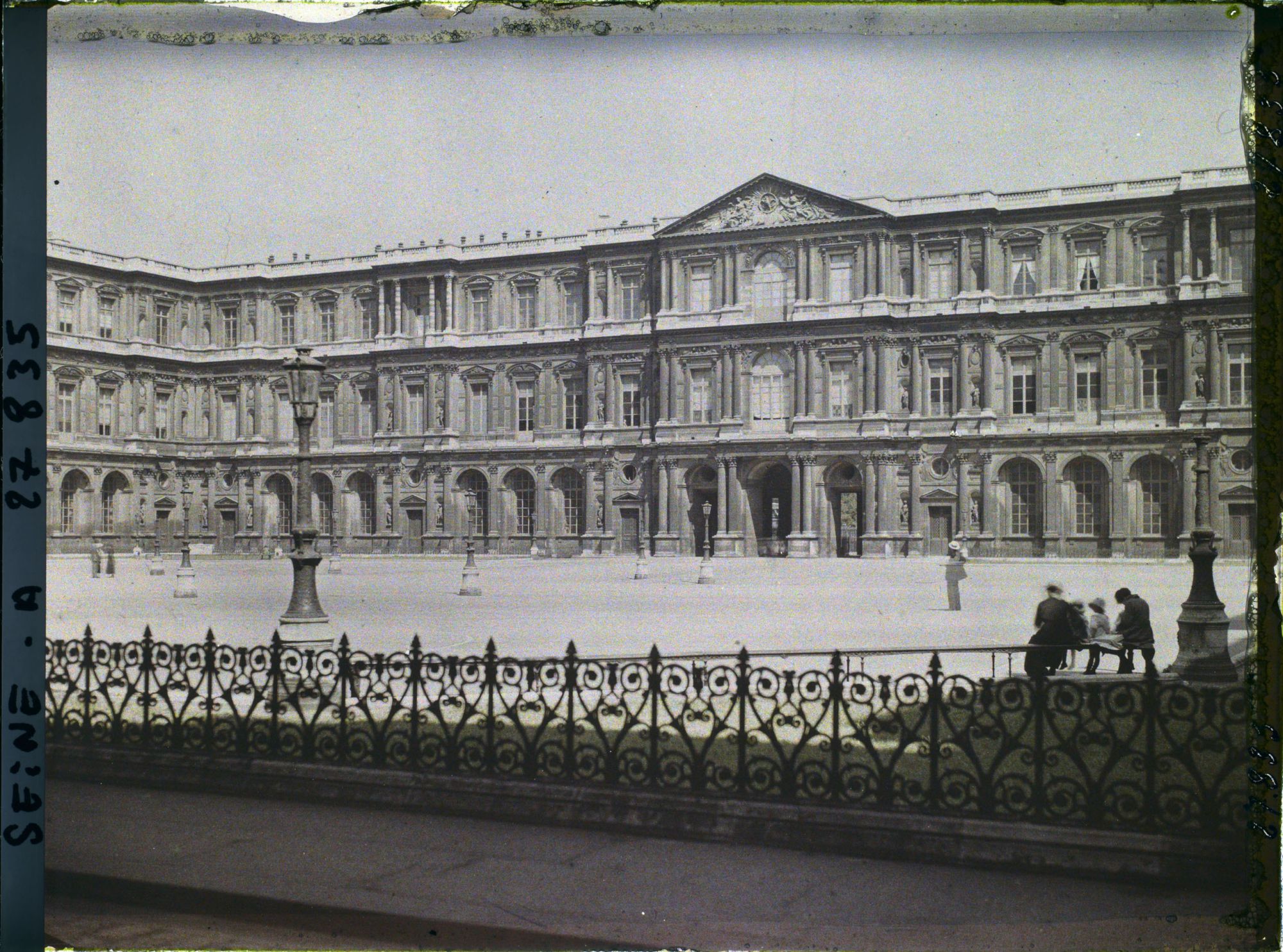 Image représentant La Cour Carrée du Louvre