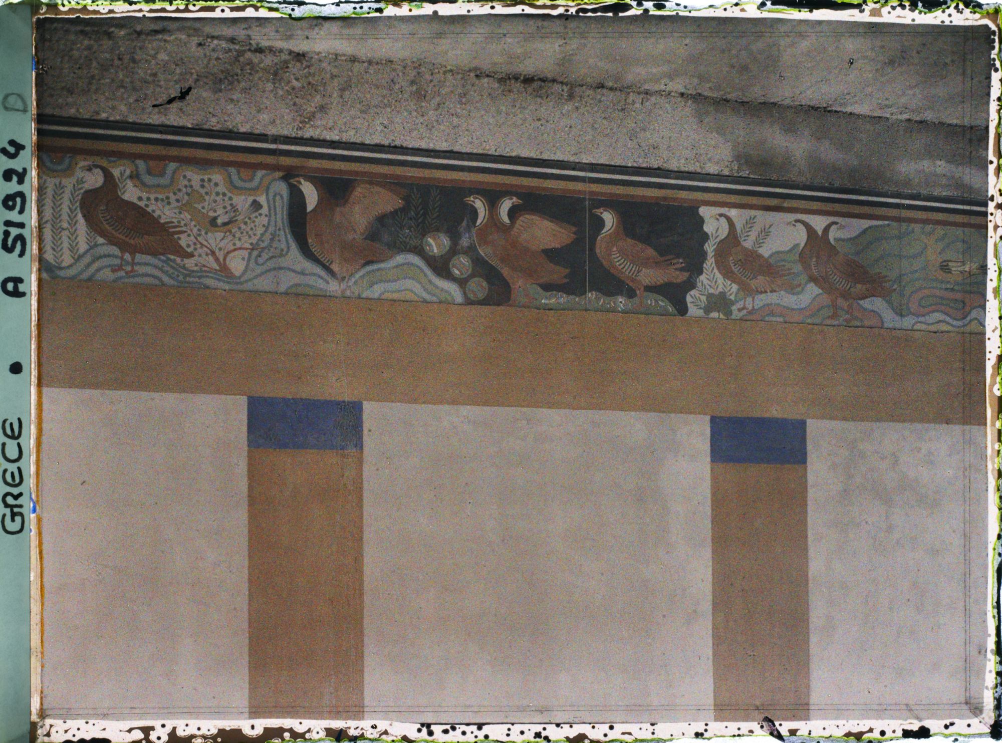 Image représentant Fresque aux perdrix, dans une salle de l'"Hôtellerie"