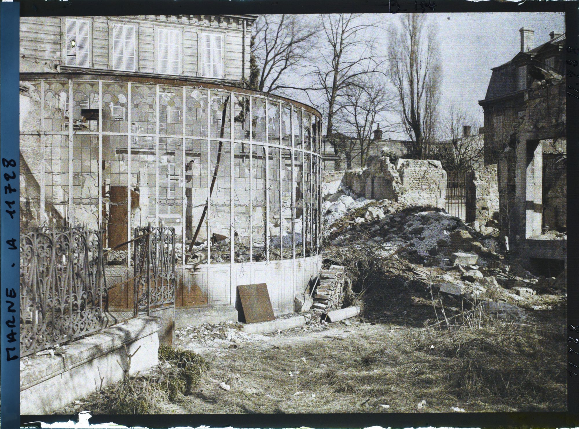 Image représentant France, Reims, Ruines place Cérès