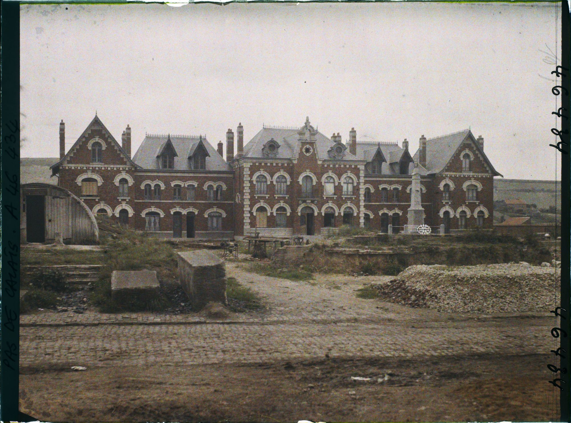 Image représentant France, Ablain St Nazaire, Mairie et Ecoles