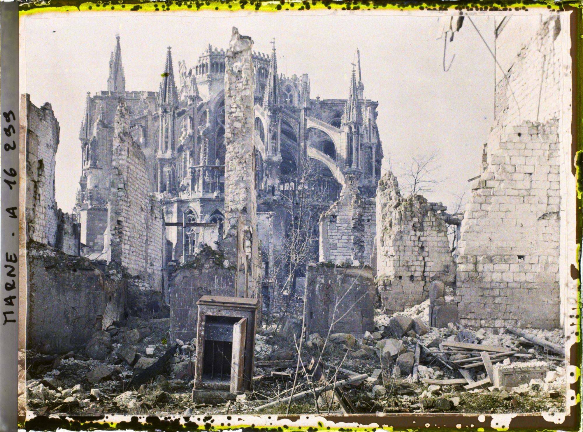 Image représentant France , Reims, Vue sur la Cathédrale