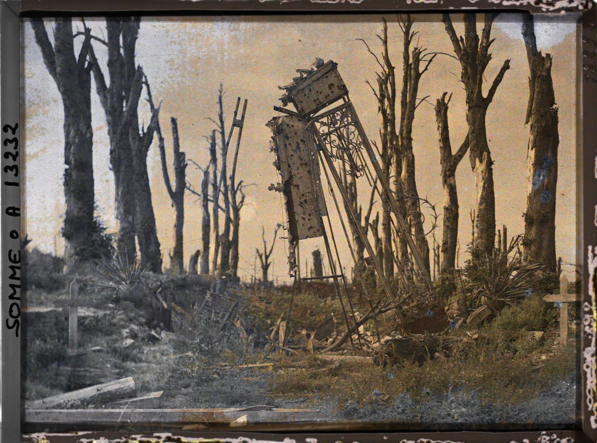 Image représentant France, Chaulnes, Entrée du Château