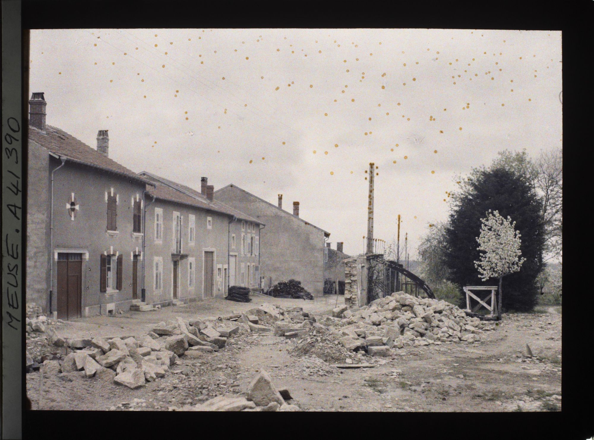 Image représentant France, Billy, Une rue
