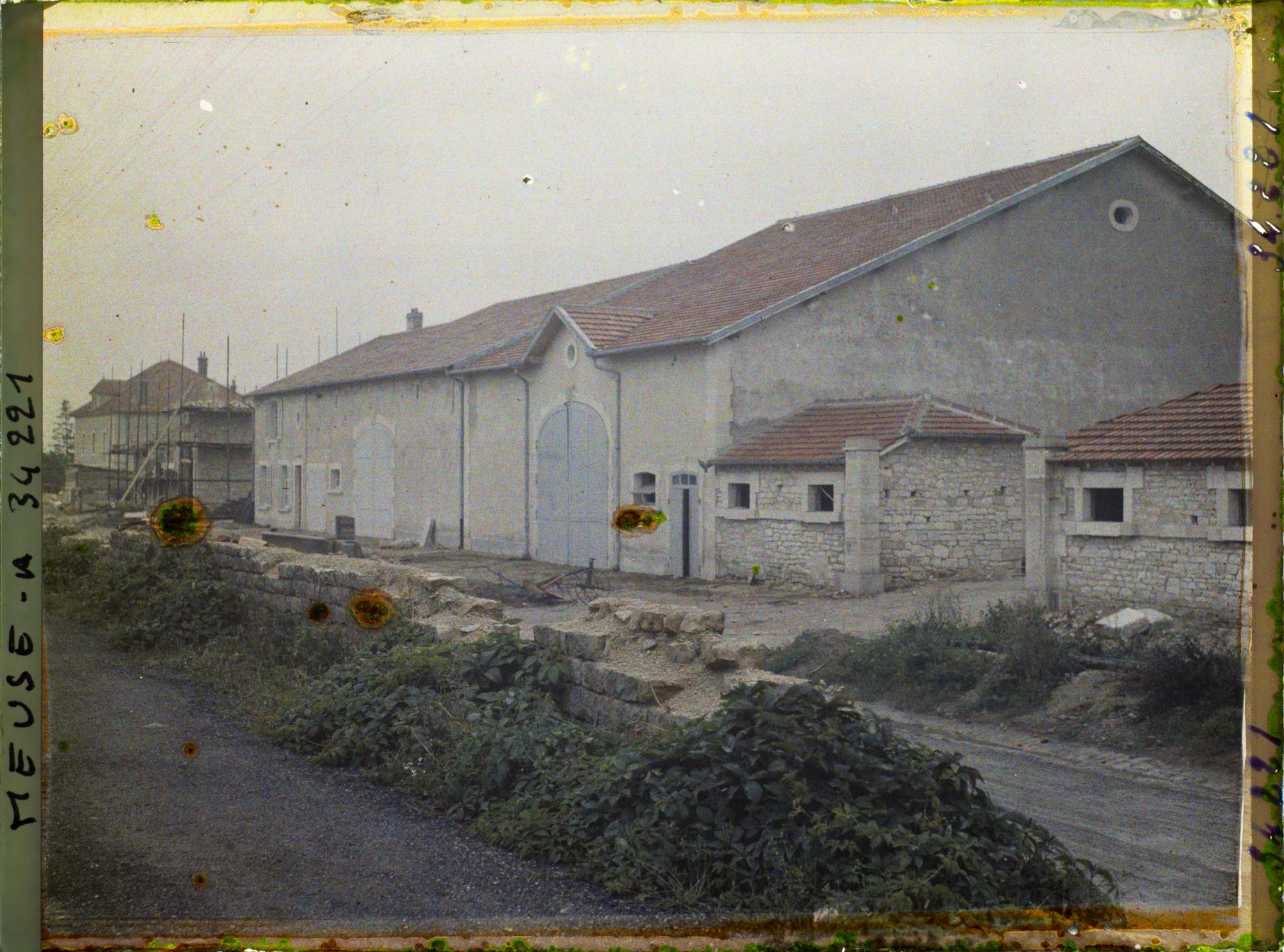 Image représentant France, Vigneulles les Hattonchatel, Grande ferme reconstruite