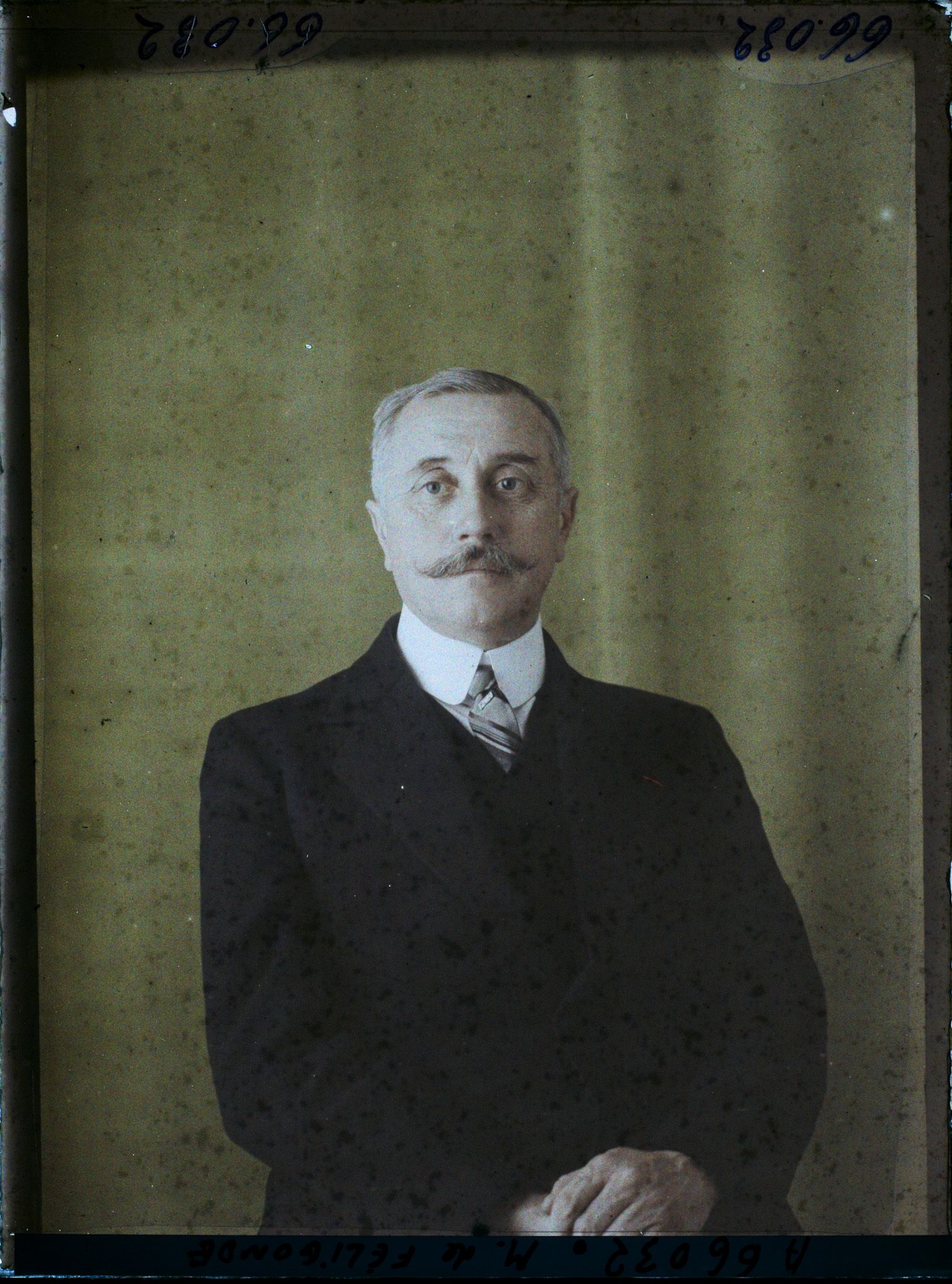 Image représentant https://musee-albert-kahn.s-museum.fr/home/NWQ2OTAwYzNmYjZlZTk1ZWQwODJmMjY4L2dlbmVyaWMtbm90aWNlLXRhYi9hdXRob3JpdHkvNjE3YTc5ZjVjZjhiODk2OGIzMzM3ZDIx/5d6900c3fb6ee95ed082f268/generic-notice-tab/authority/617a79ebcf8b8968b3336cbc Le Lieutenant-Colonel Emile de Féligonde