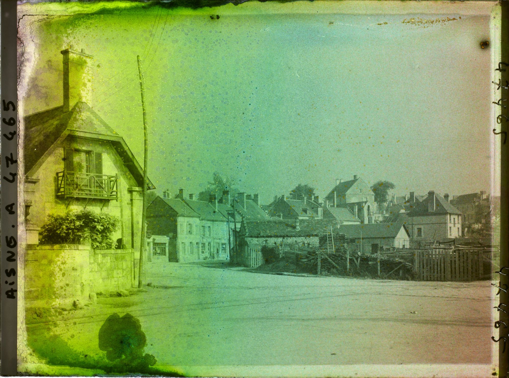 Image représentant France, Vic s/ Aisne, Entrée S. E du Pays