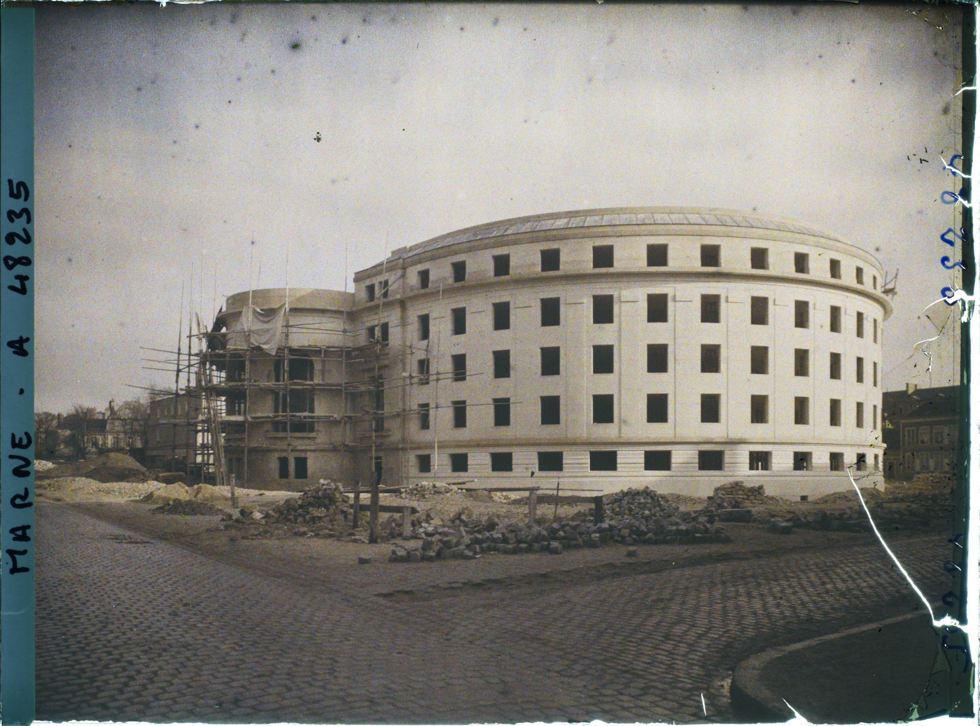 Image représentant France, Reims, La Bibliothèque en Construction