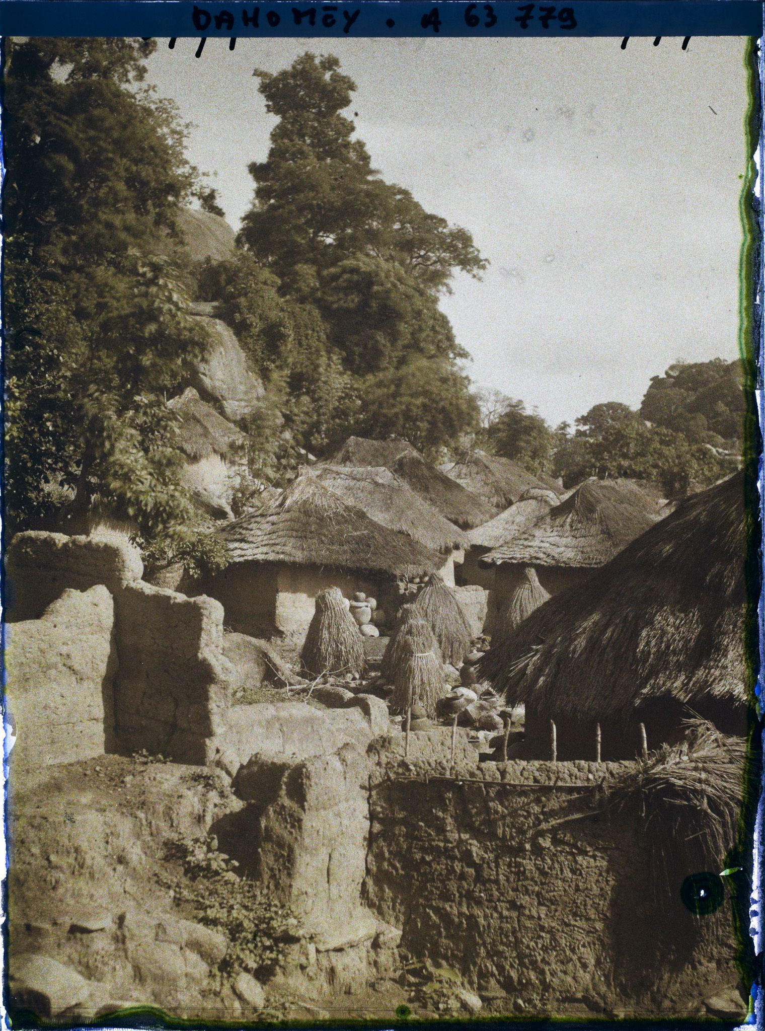 Image représentant Vue sur le village de " Dassa-Montagne "