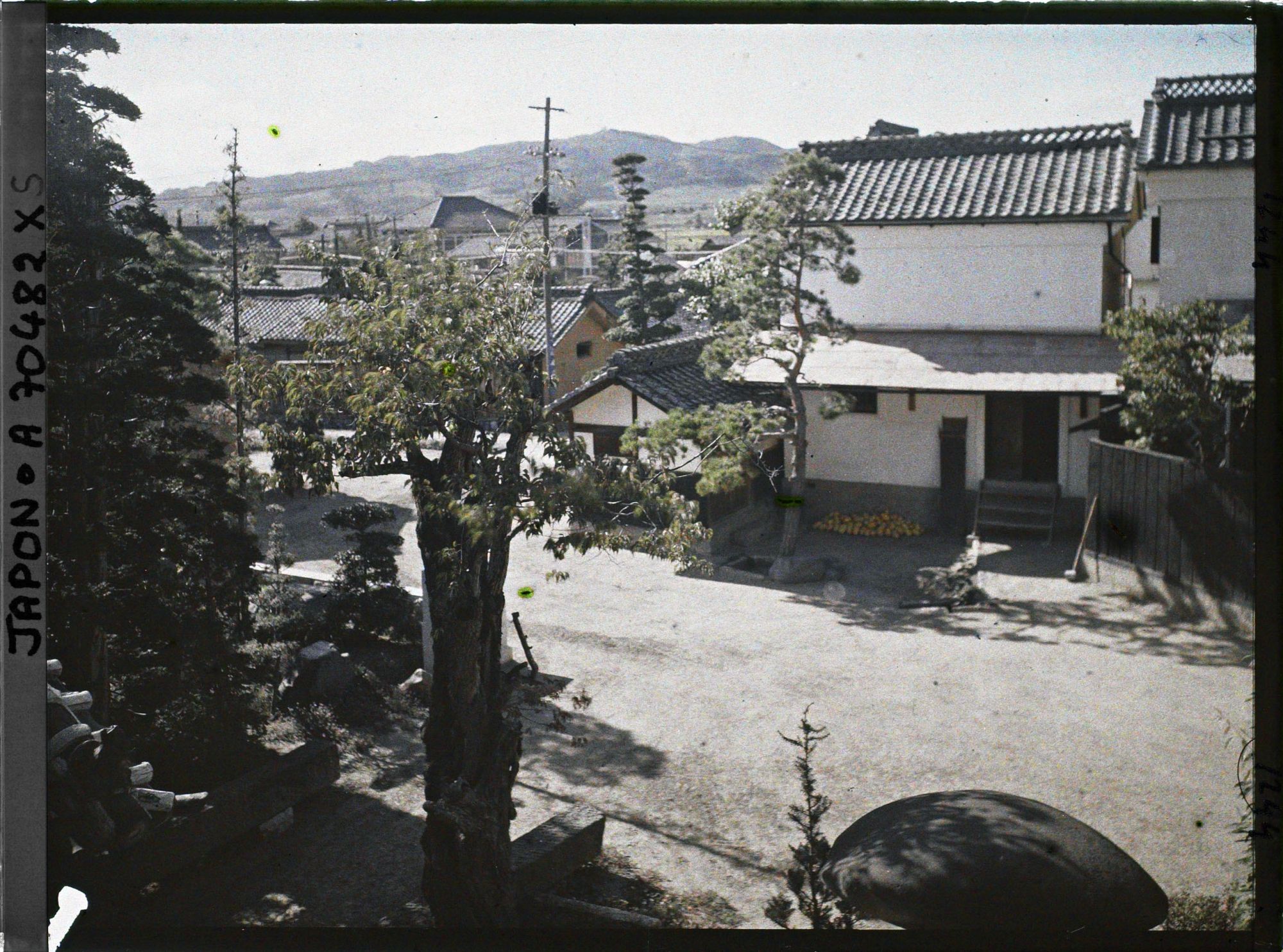 Image représentant cour d'une auberge