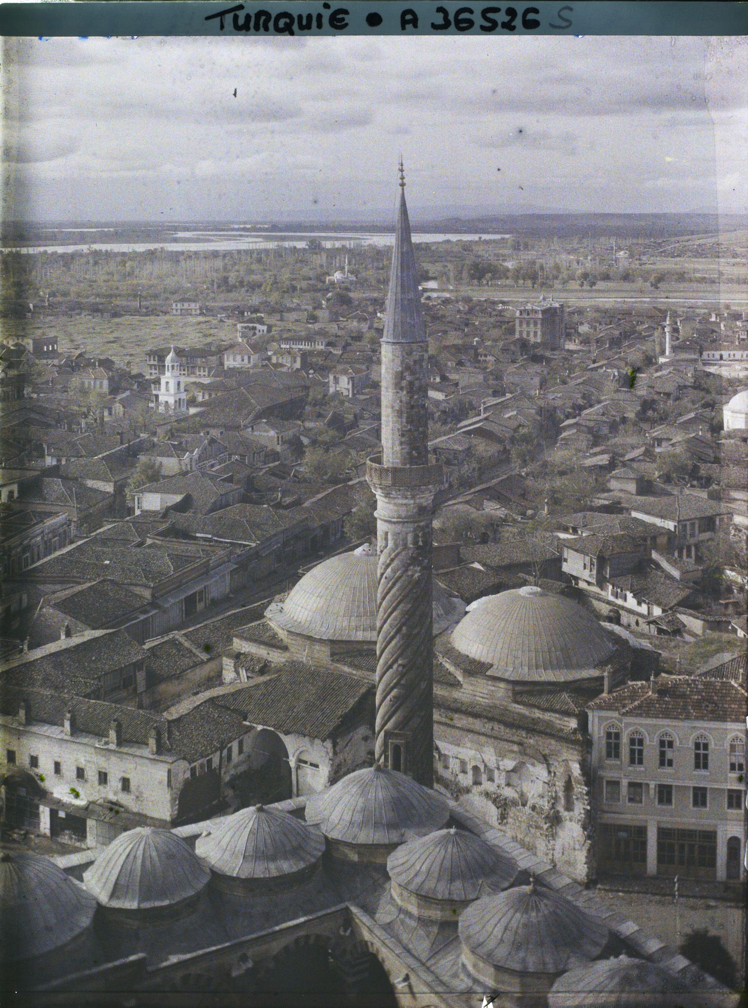 Image représentant Panorama sur la ville d'Erdine depuis la mosquée Selimiye