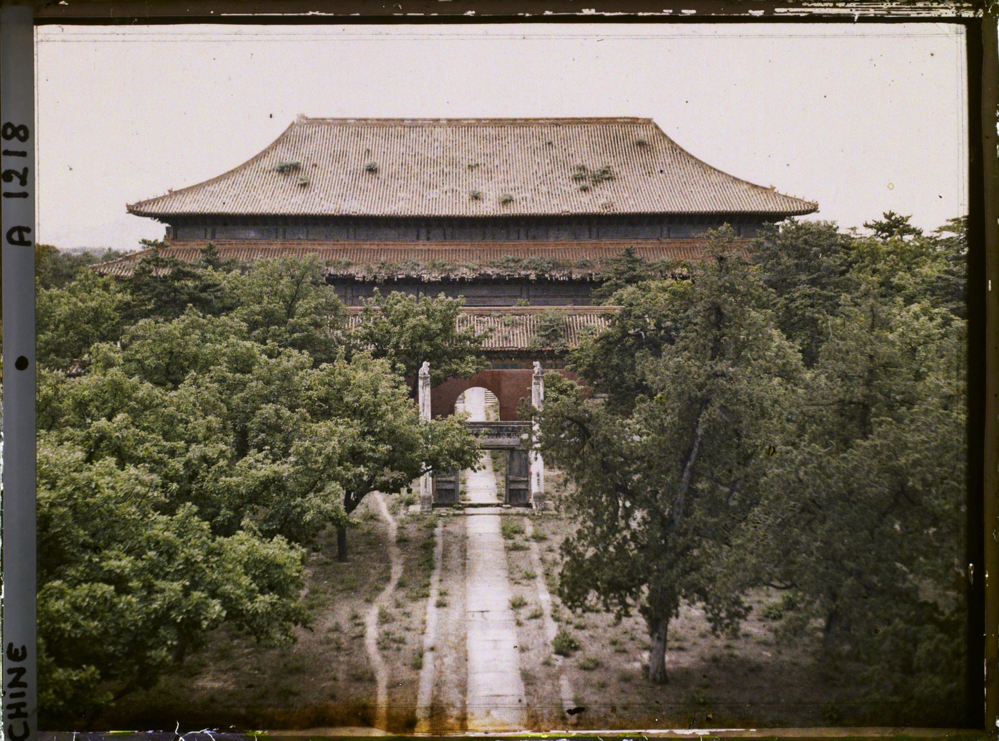 Image représentant Ming Shisanling (" Treize Tombeaux des Ming ")