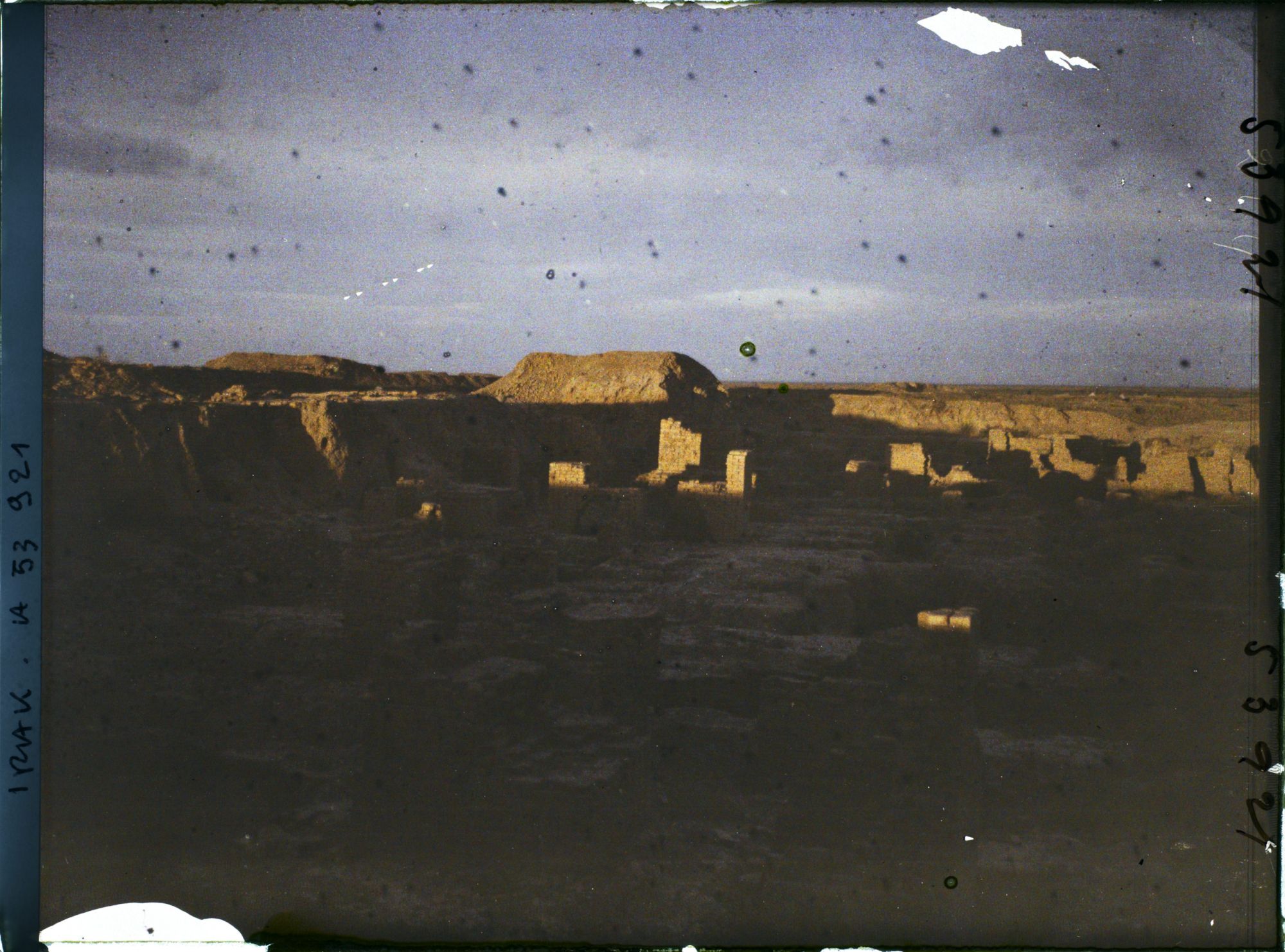 Image représentant Coucher de soleil sur les ruines du palais de Nabuchodonosor II (?) (VIe siècle avant J.-C.)