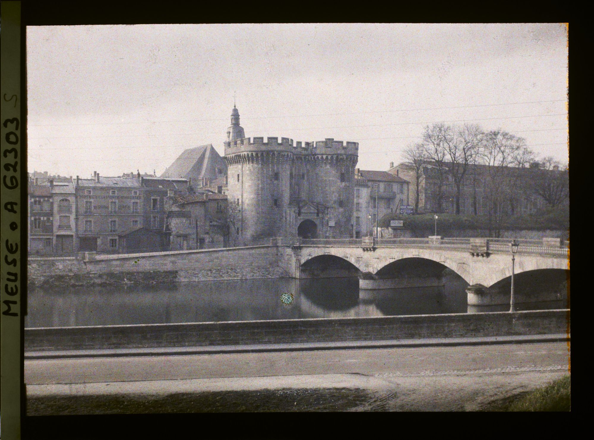 Image représentant Meuse, Verdun, Le Pont et la Porte Chaussée
