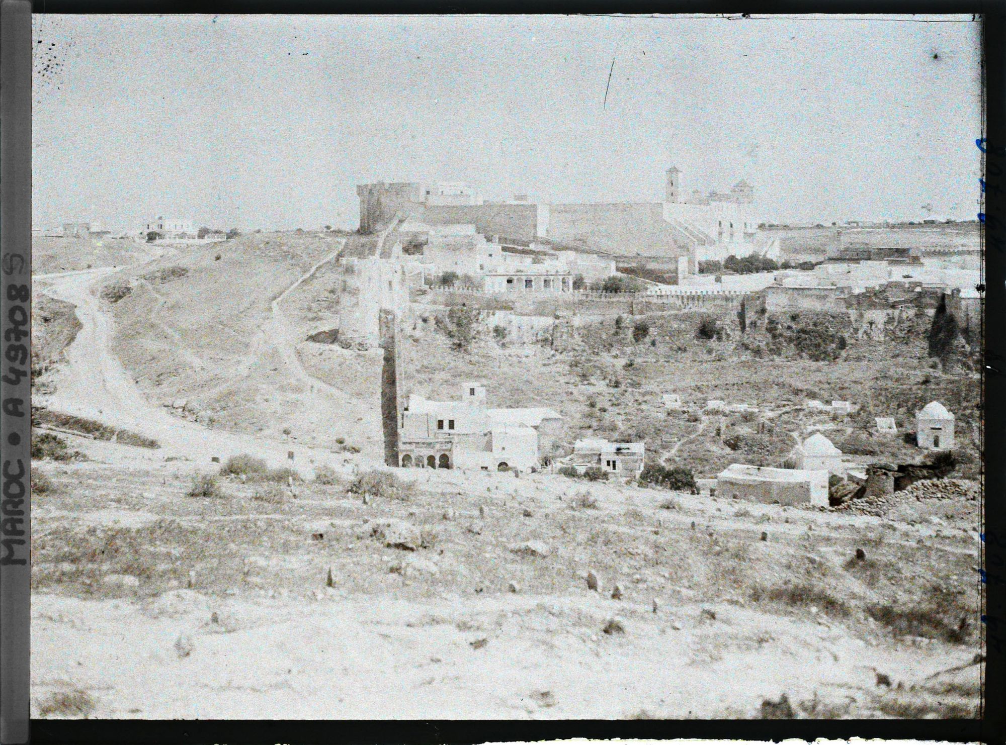Image représentant La citadelle de la caserne (El Kechla)