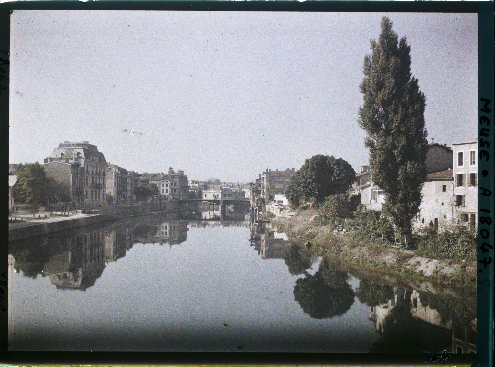 Image représentant France, Verdun, La Meuse à Verdun (Vue prise du Pont Chaussée