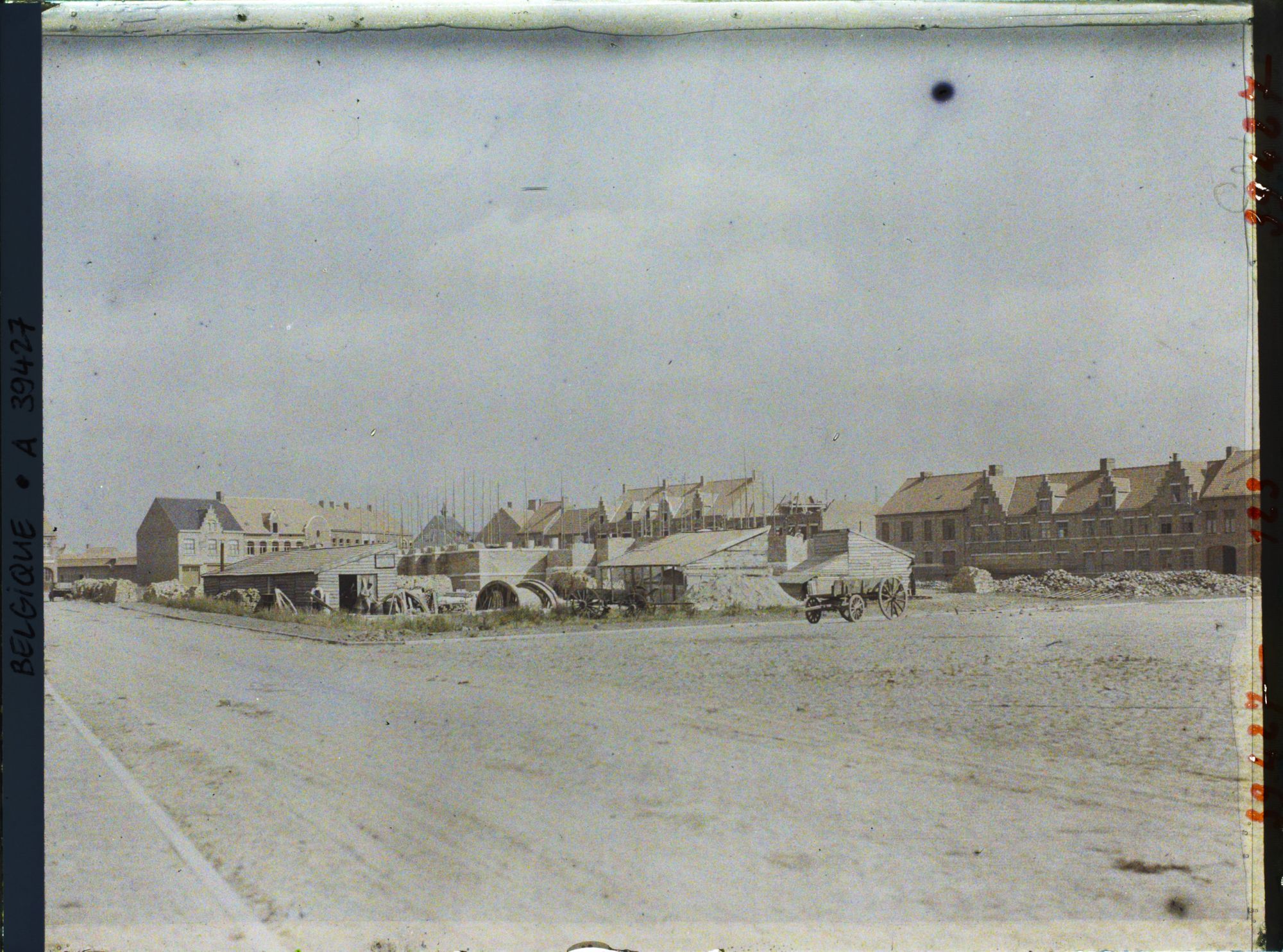 Image représentant Belgique, Langemank, Reconstruction Grande Place