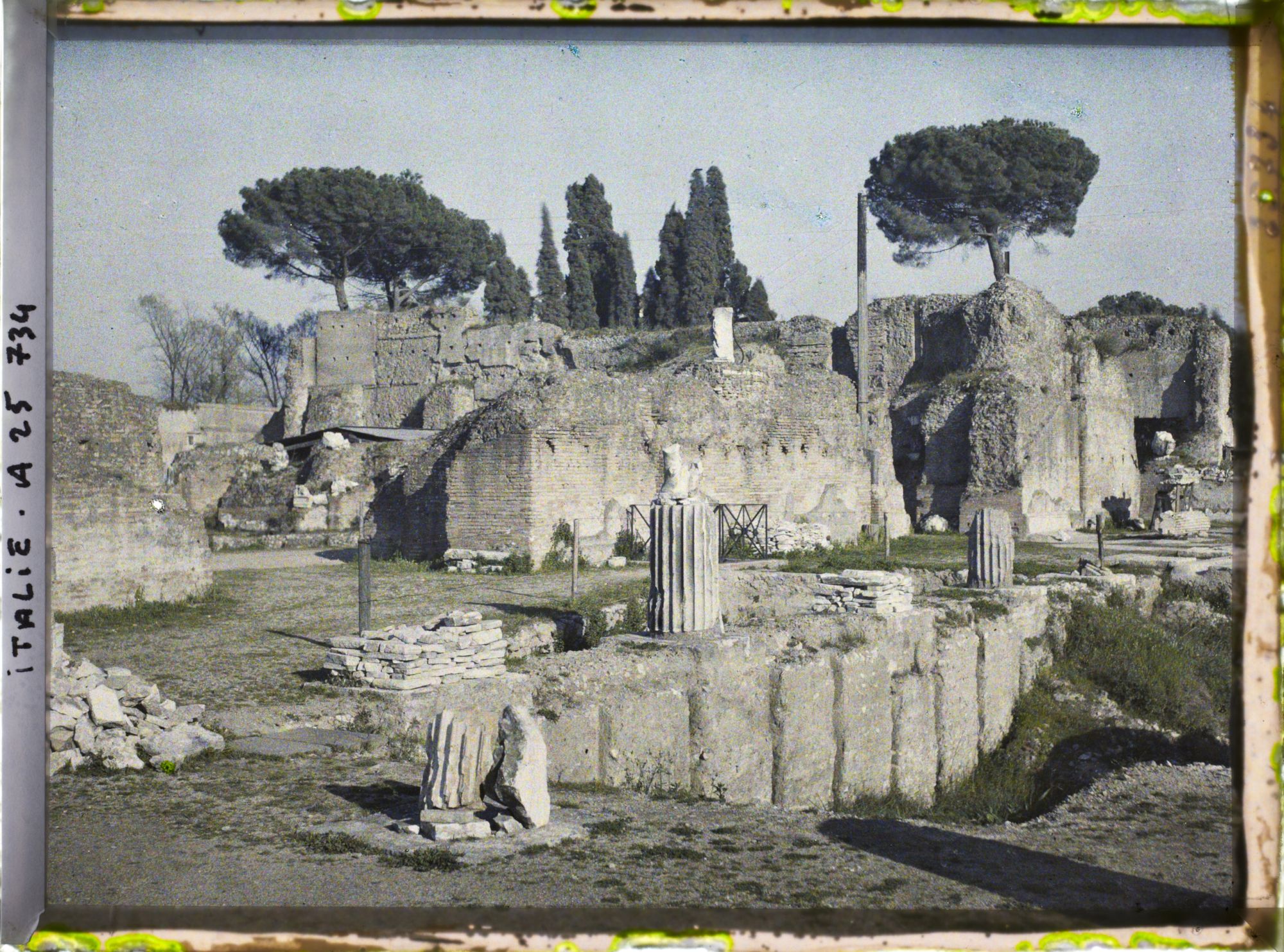 Image représentant Italie, Rome, Paysage dans les ruines du Palatin