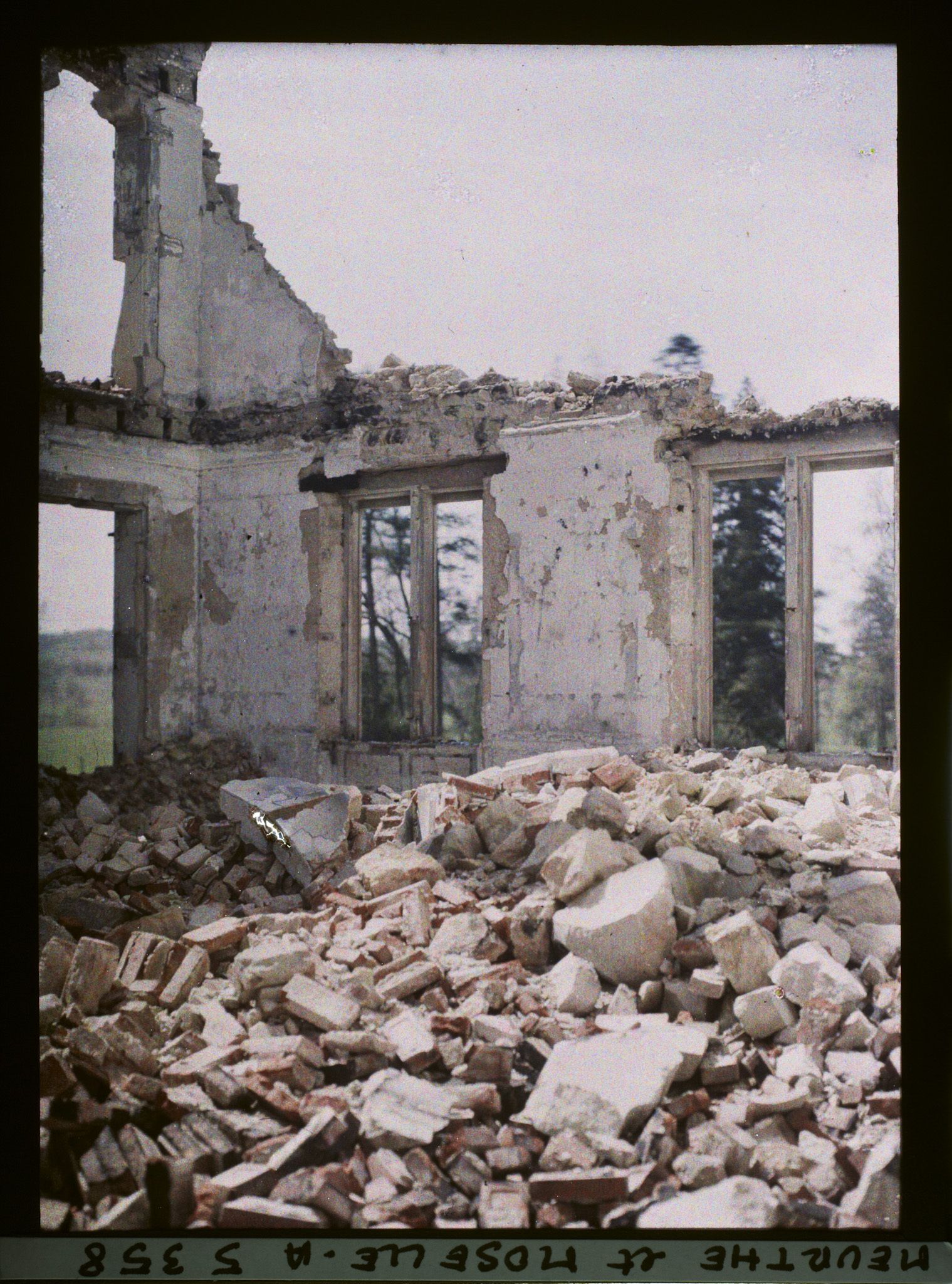 Image représentant France, Crévic, Le Chau du Général Lyautey Le Salon du général