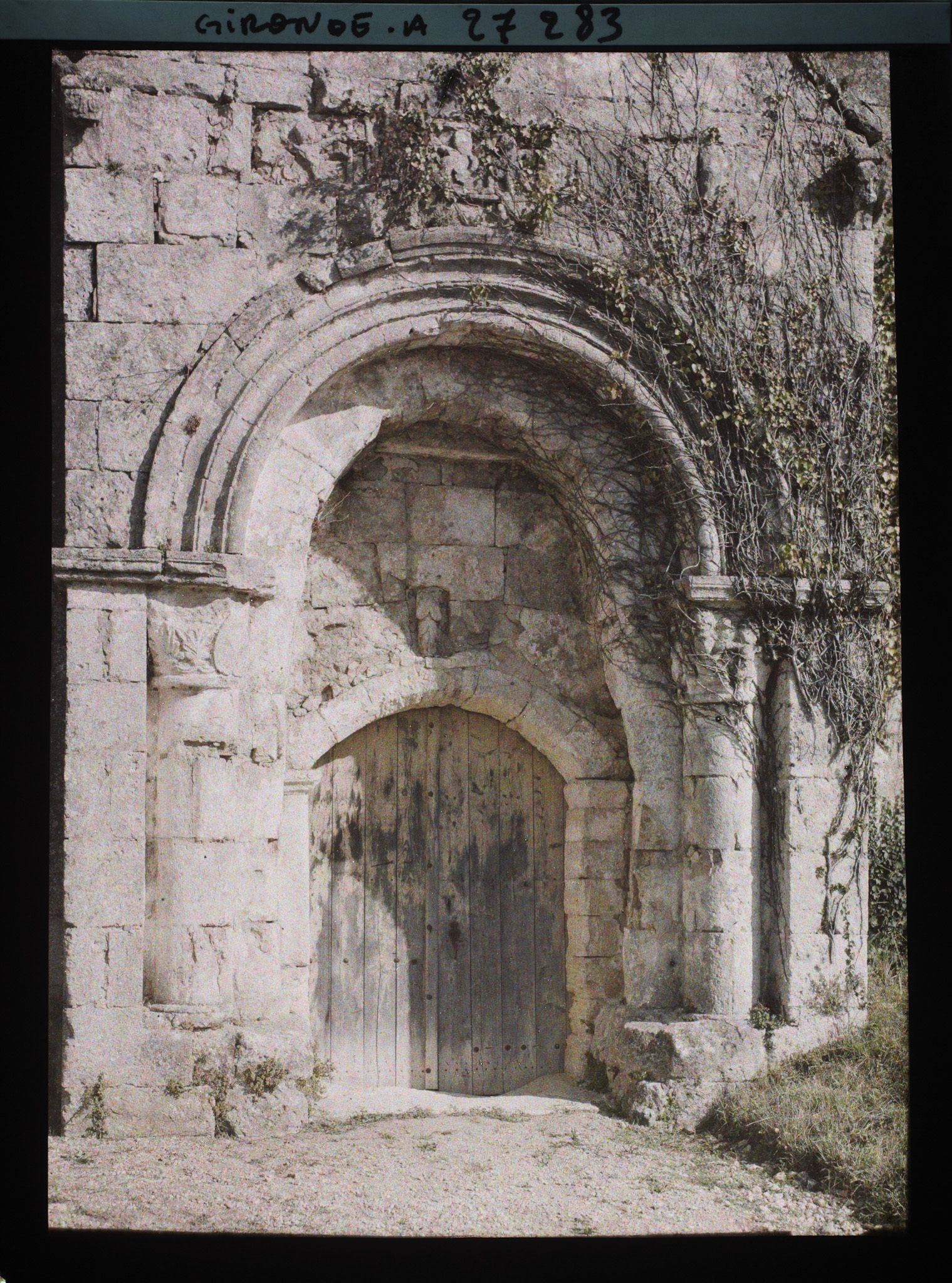 Image représentant France, Montagne, Vieille Porte de l'Eglise