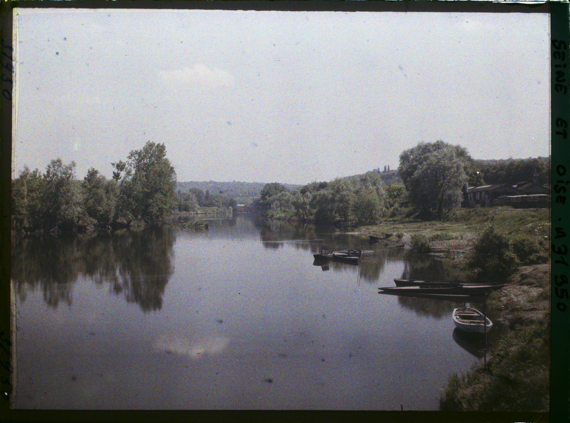 Image représentant France, Port de Marly, La Seine vue Vers l'Amont