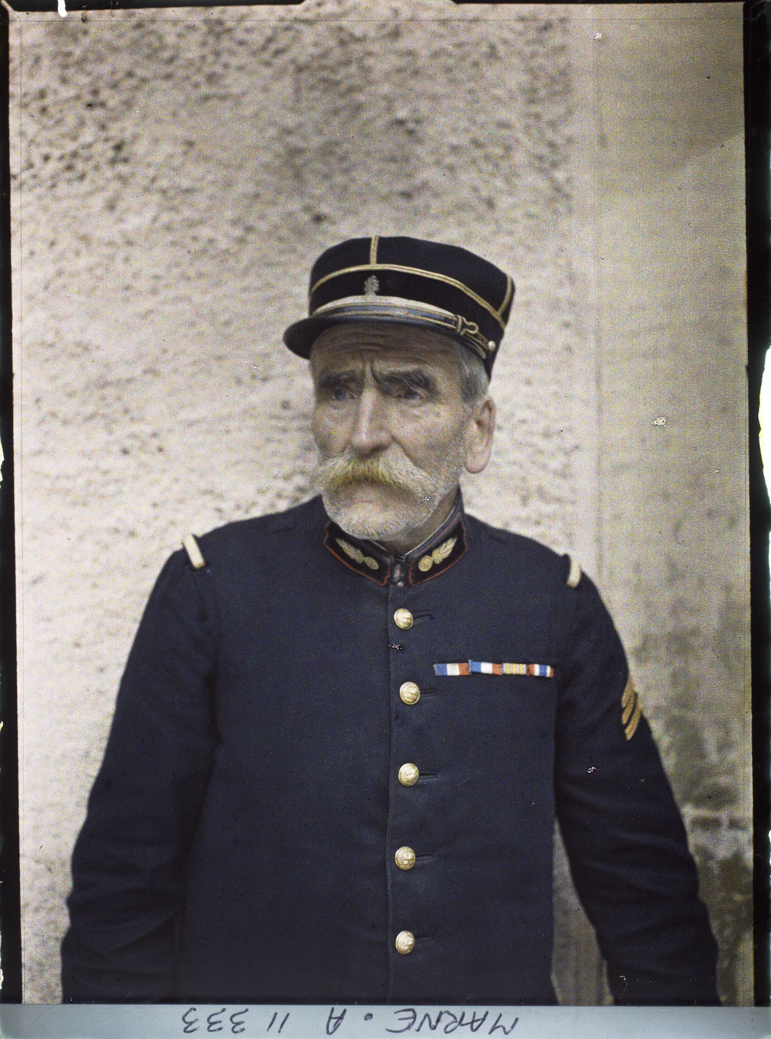 Image représentant Portrait de l'adjudant des pompiers