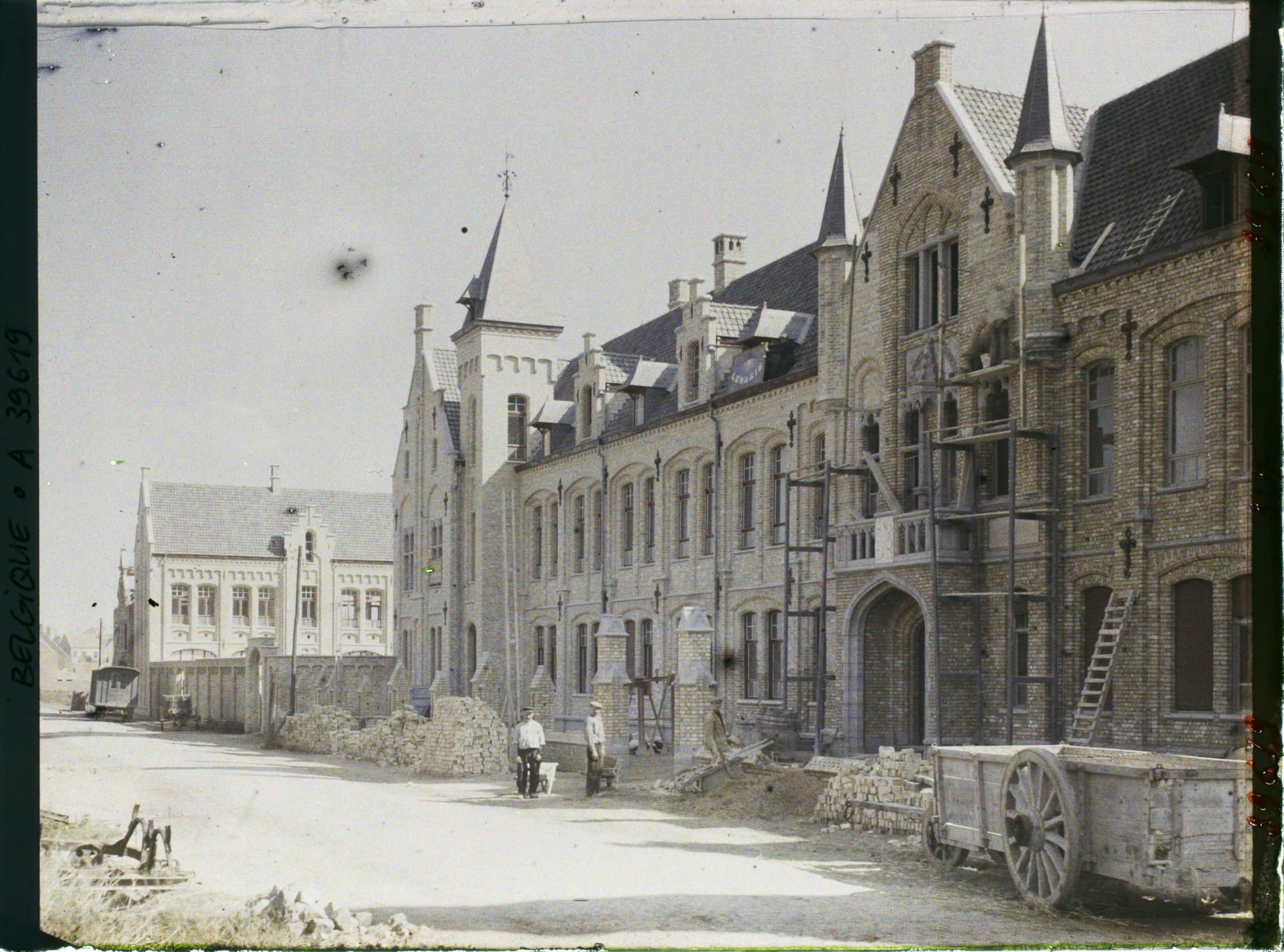 Image représentant Belgique, Morsleade, L'Ecole des Soeurs