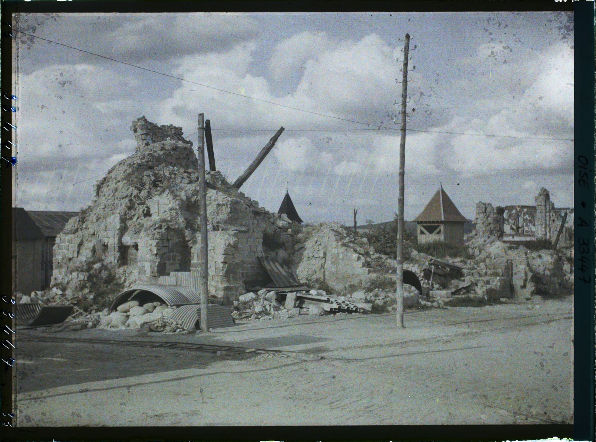 Image représentant France, Lassigny, L'ensemble de l'Eglise