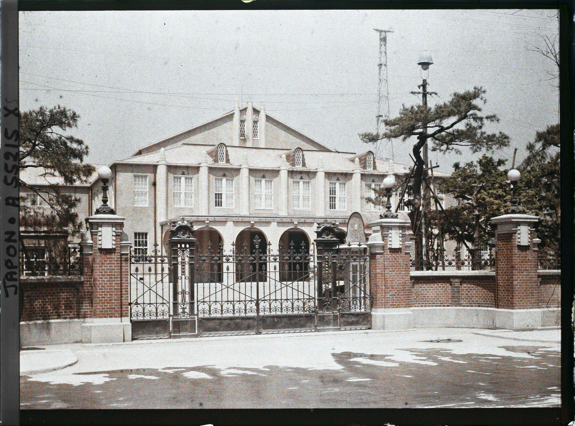 Image représentant Le parlement (chambre des pairs) de la Diète impériale (Kokkai-Gijido), quartier de Kasumigaseki