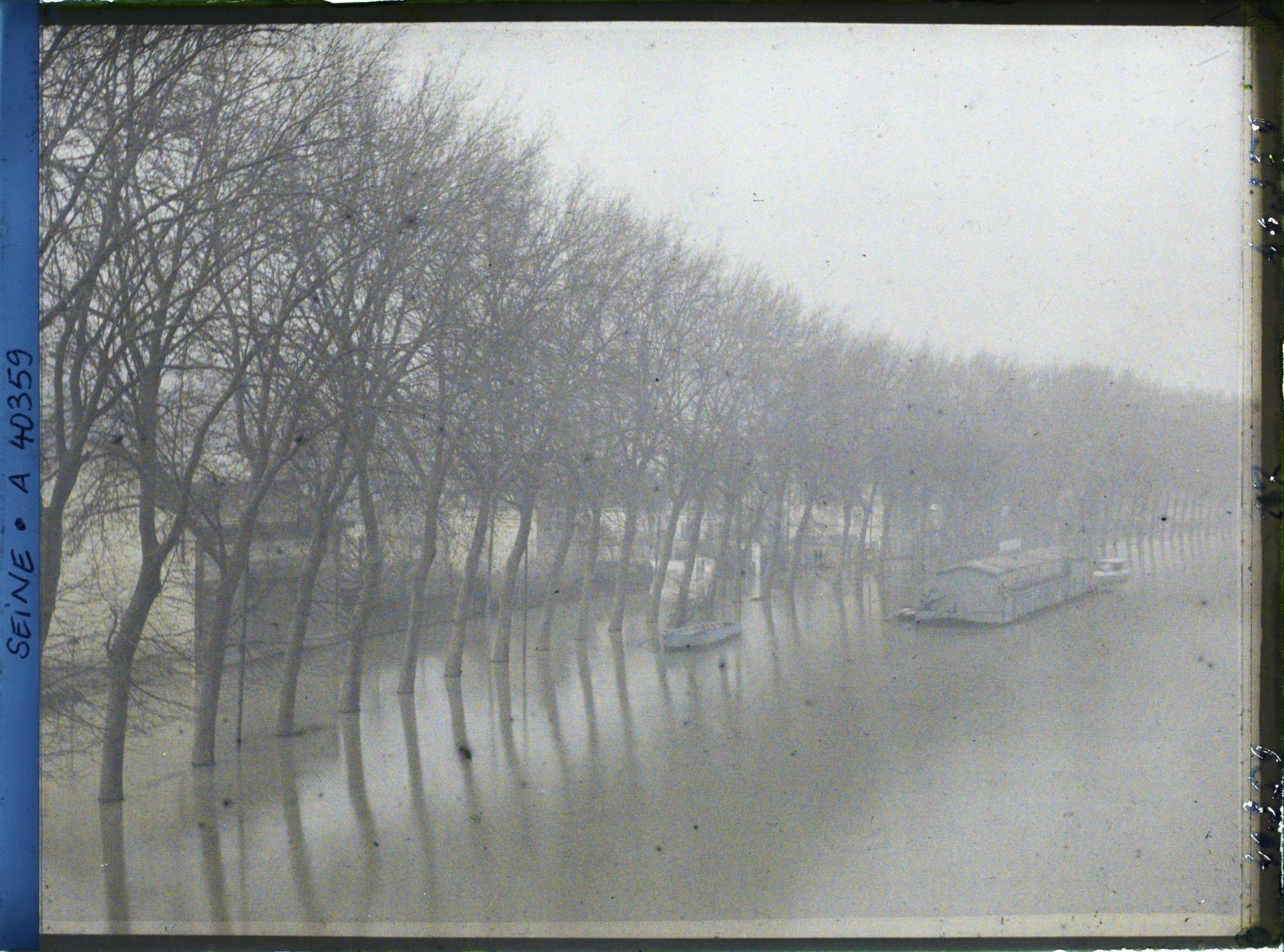 Image représentant La Seine en crue à Boulogne-Billancourt