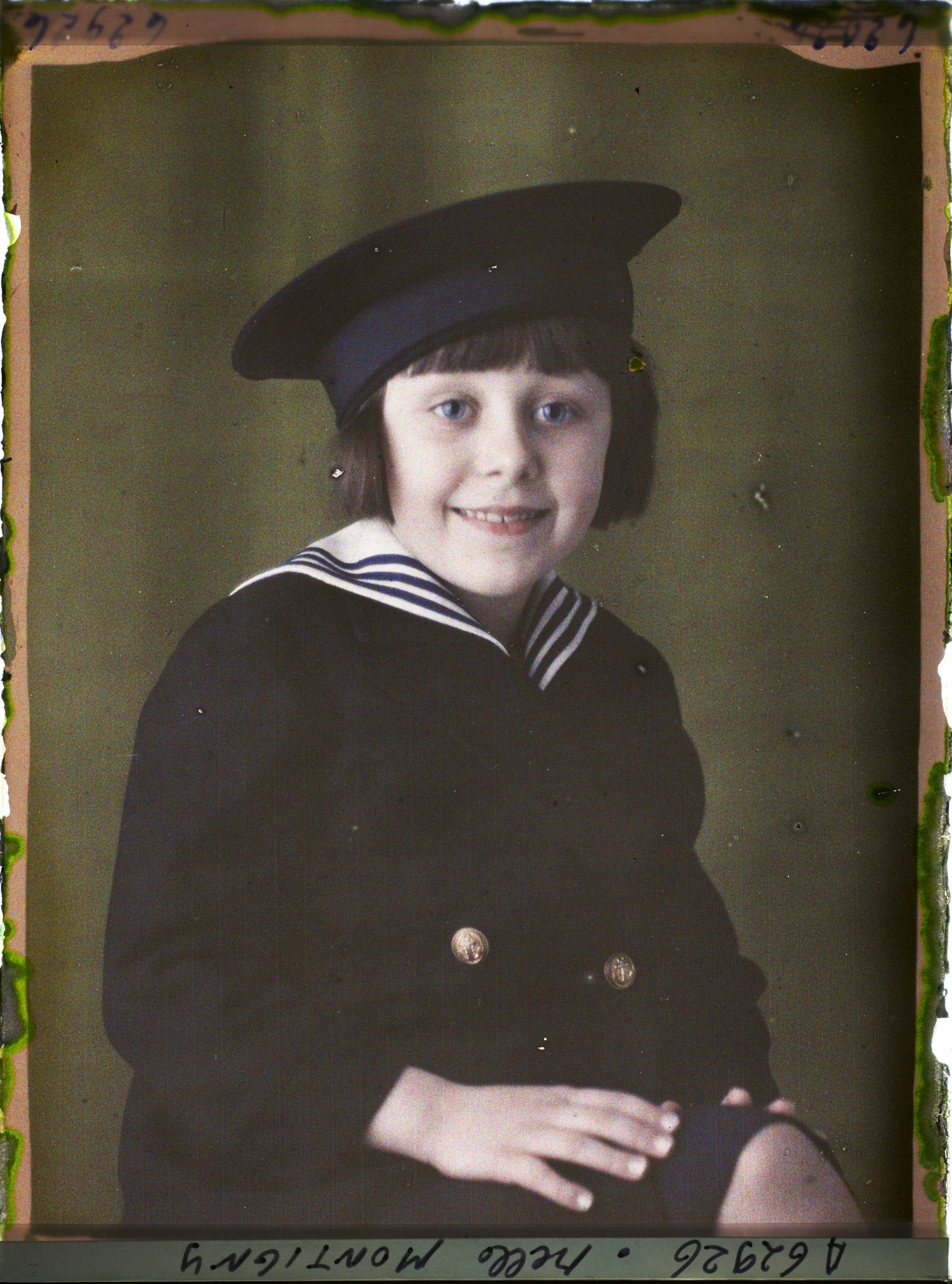 Image représentant https://musee-albert-kahn.s-museum.fr/home/NWQ2OTAwYzNmYjZlZTk1ZWQwODJmMjY4L2dlbmVyaWMtbm90aWNlLXRhYi9hdXRob3JpdHkvNjE3YTc5ZjVjZjhiODk2OGIzMzM3ZDIx/5d6900c3fb6ee95ed082f268/generic-notice-tab/authority/617a79ebcf8b8968b3337417 Mademoiselle Montigny