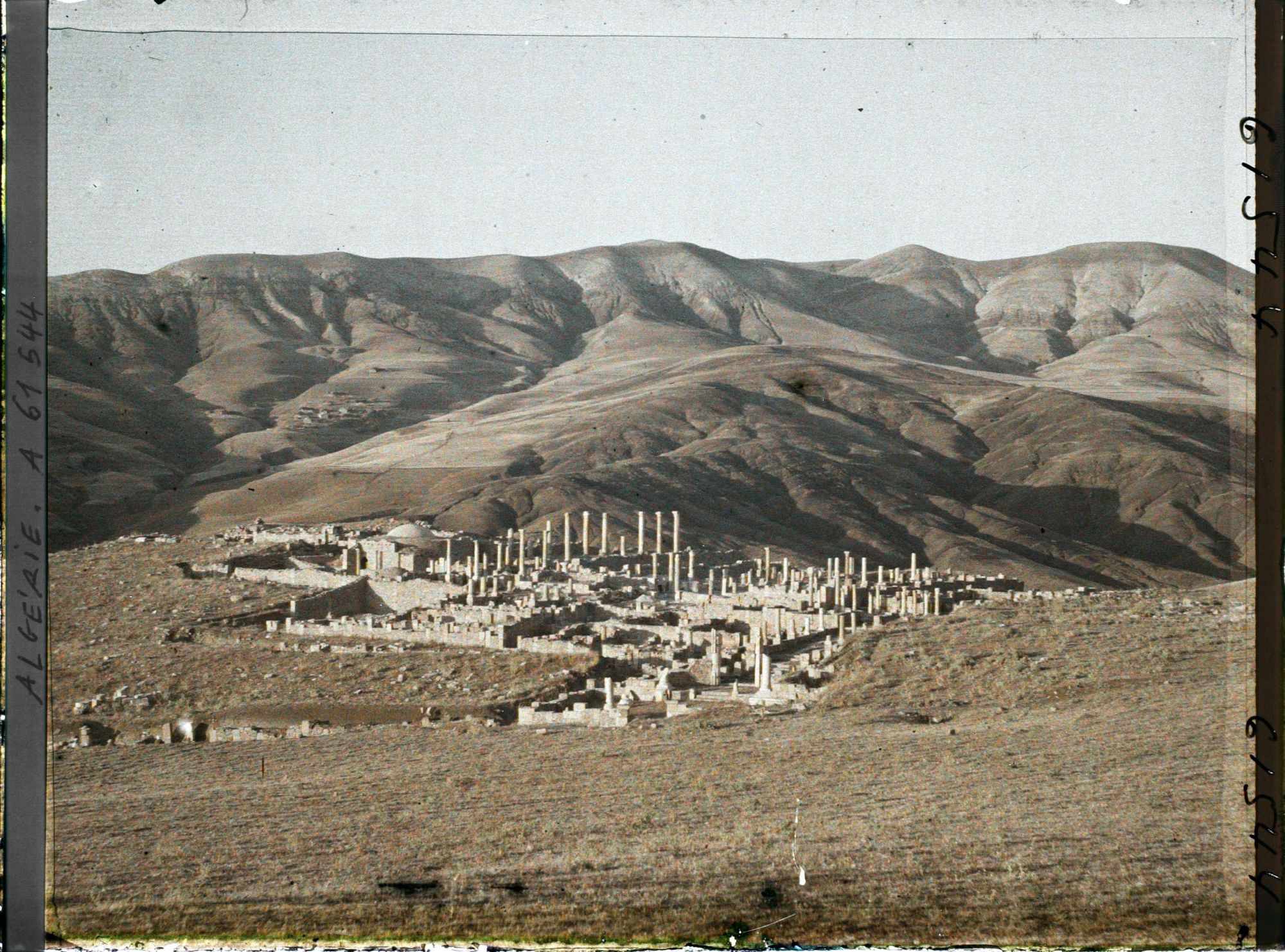 Image représentant Vue générale du quartier chrétien de la cité antique Cuicul