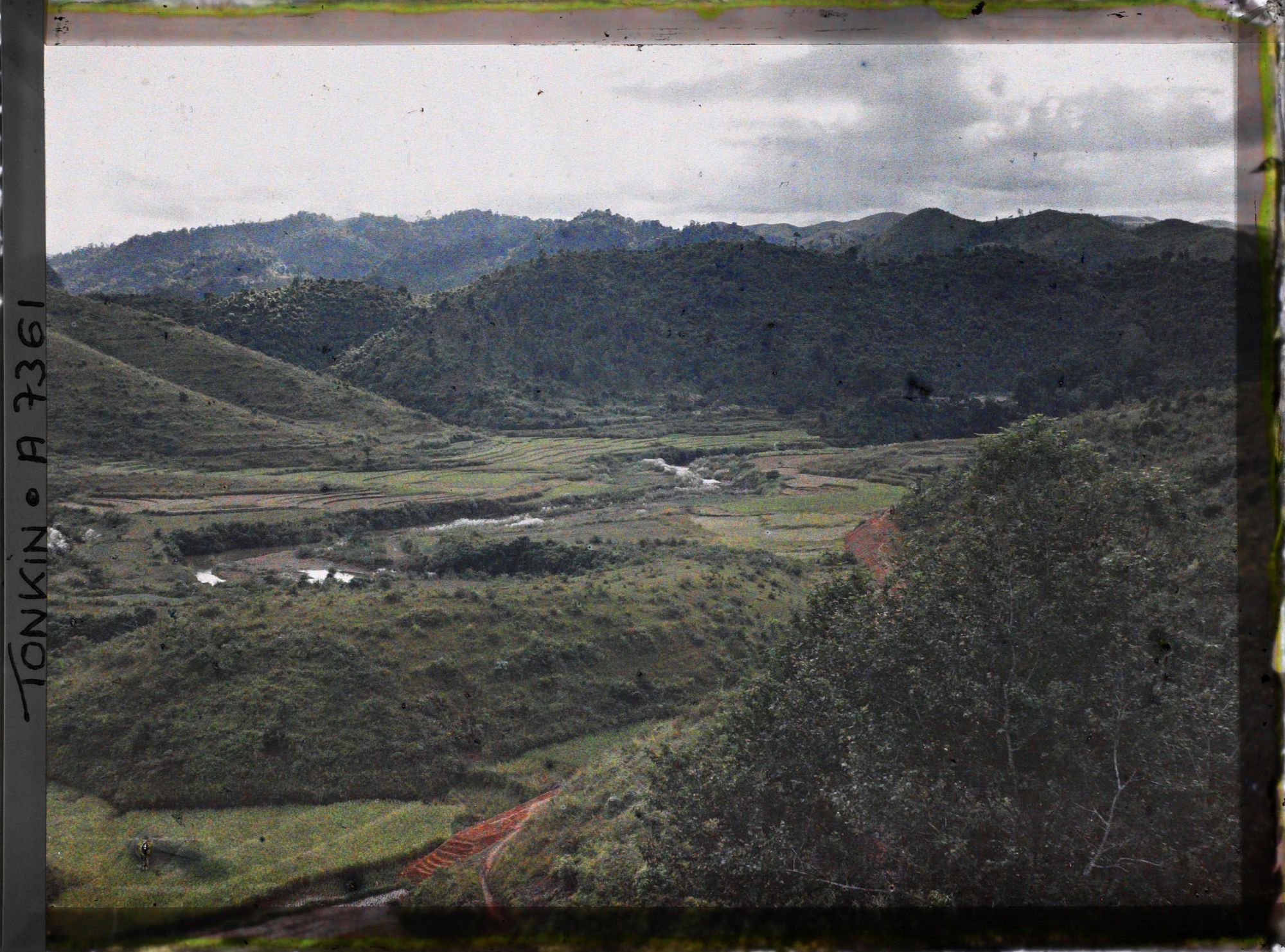 Image représentant Un paysage pris du poste militaire