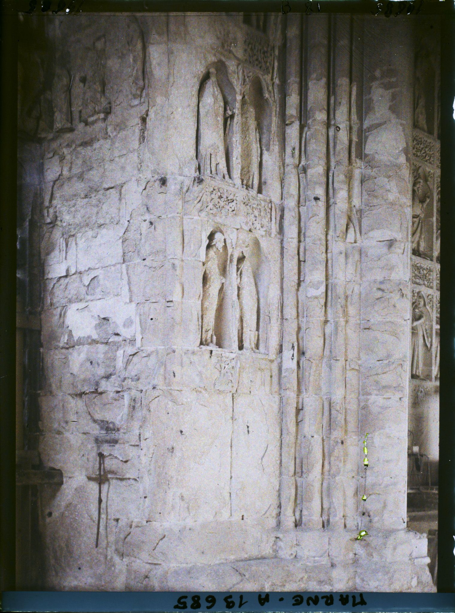 Image représentant France, Reims, Porche Gauche (Intérieur)