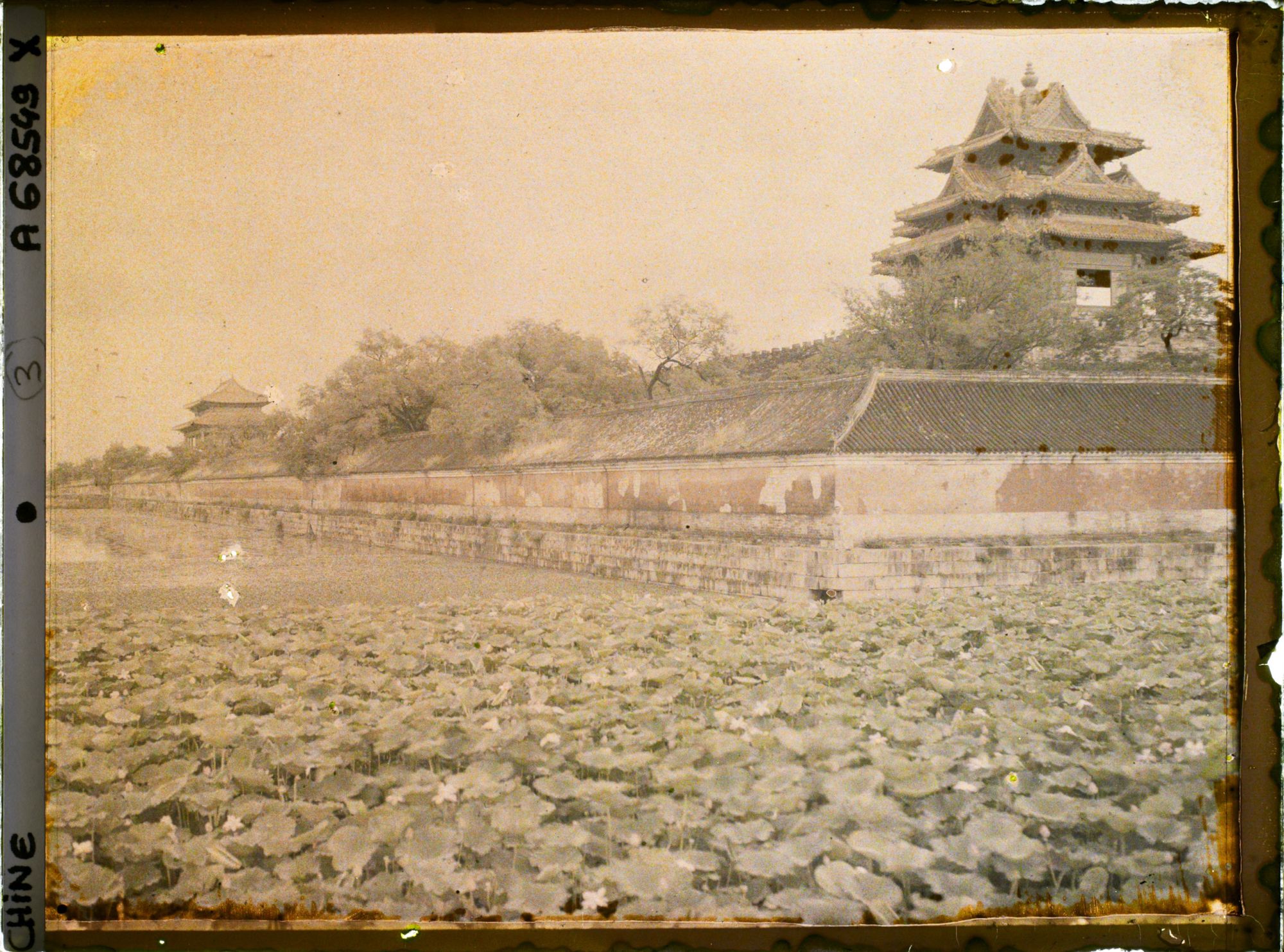 Image représentant Au nord-ouest de Zijincheng (" cité Pourpre Interdite ")