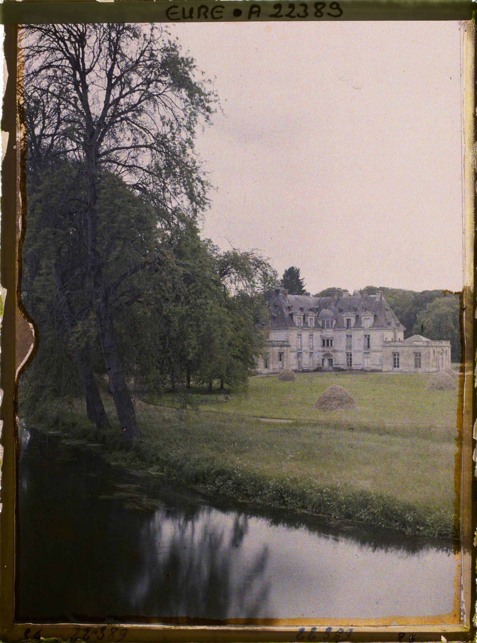 Image représentant Château sur les bords de l'Eure