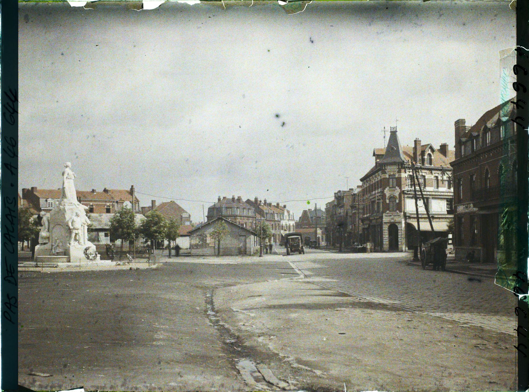 Image représentant France, Lens, Place du Trentin