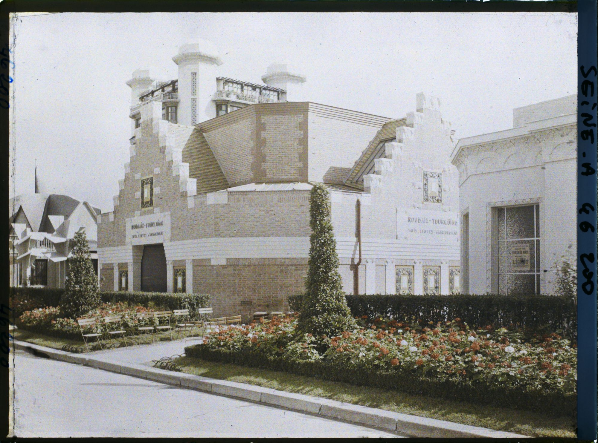 Image représentant L'exposition des arts décoratifs, Pavillon de Roubaix et Tourcoing