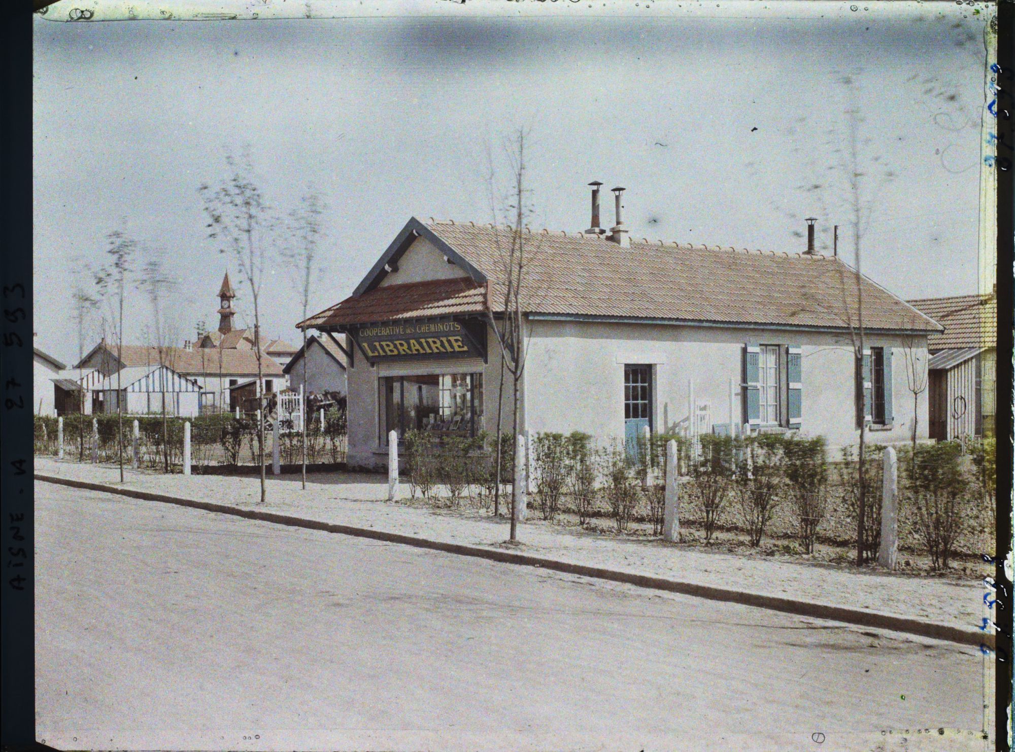 Image représentant France, Tergnier, Cité des Chemineaux, Avenue des Alliés La Librairie